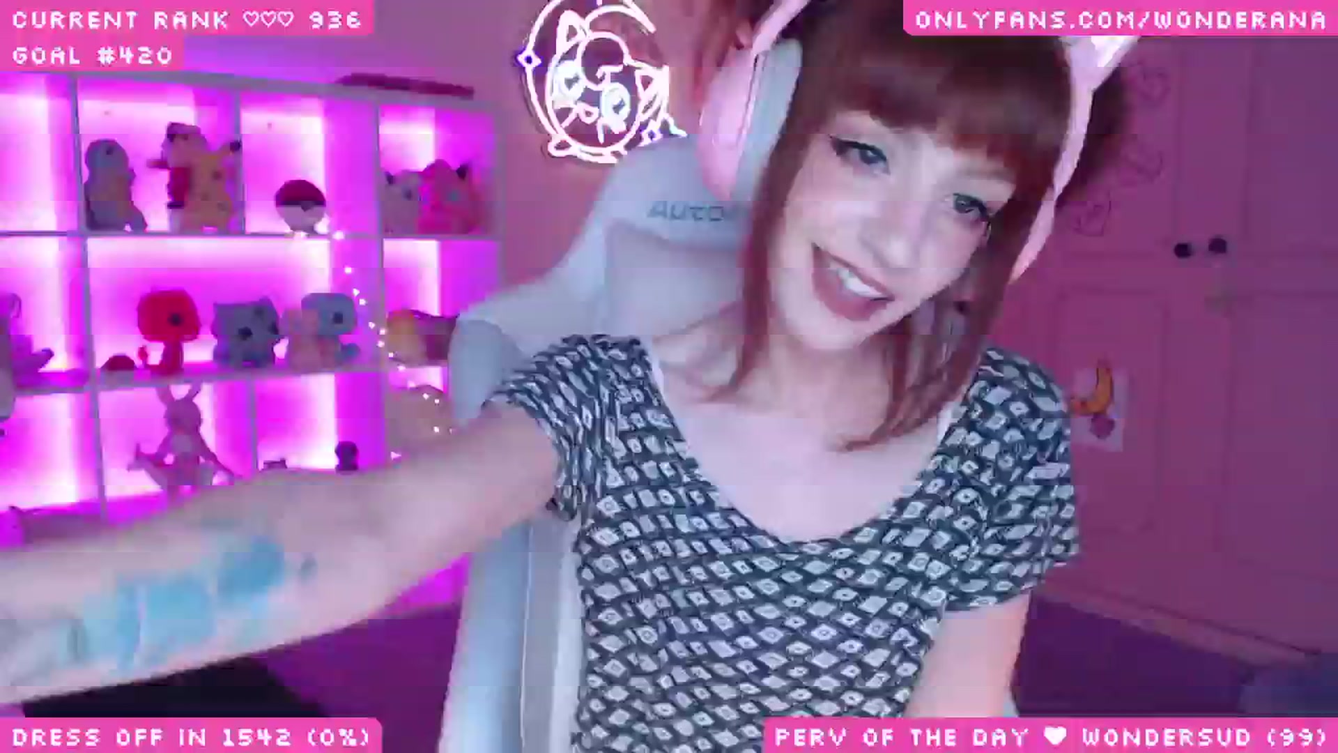 Gallery image thumbnail from WonderAna's myfreecams stream on, 06/17/2025, 03:33 image 8 of 20