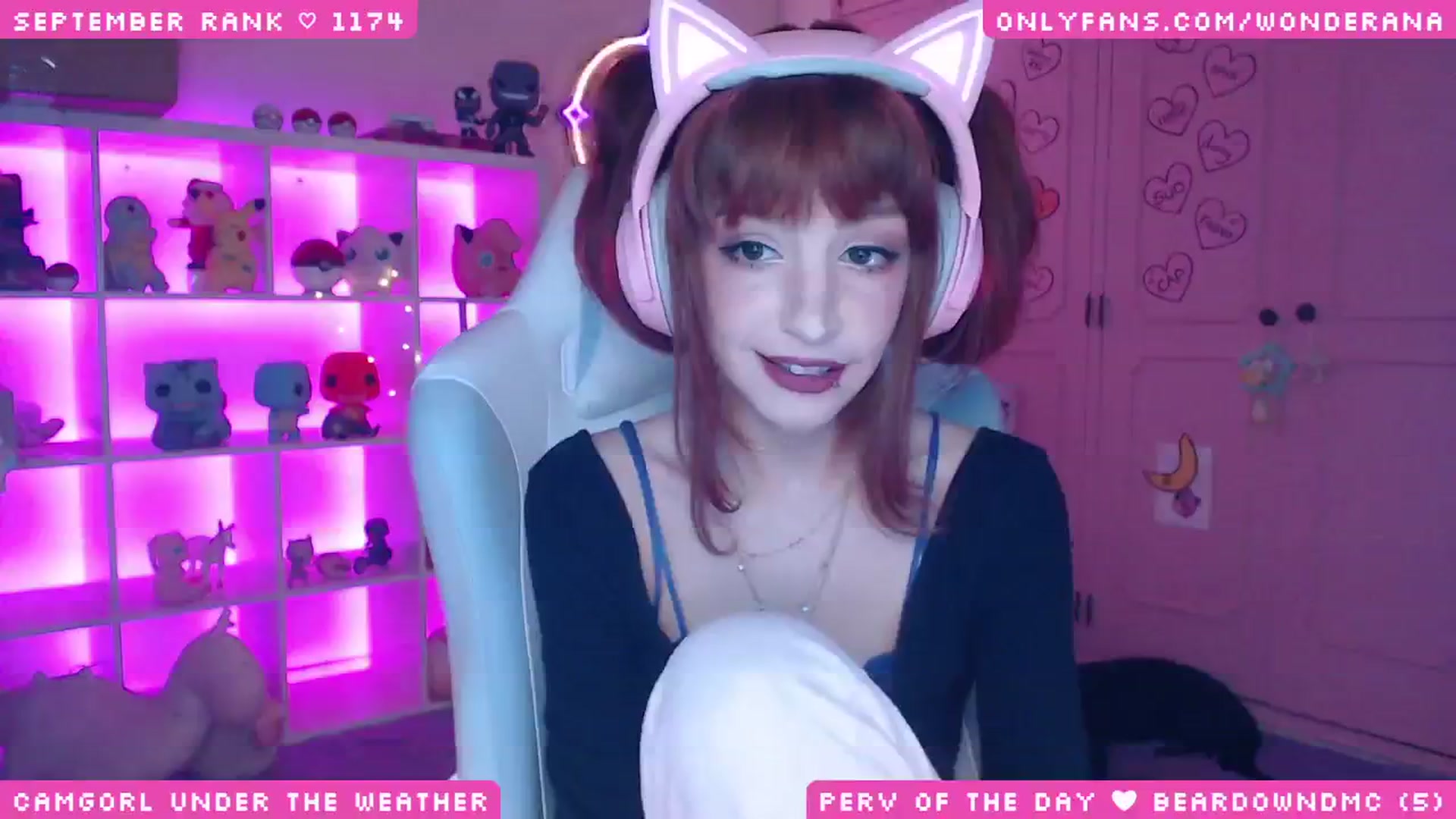 Gallery image thumbnail from WonderAna's myfreecams stream on, 09/29/2025, 24:32 image 15 of 20