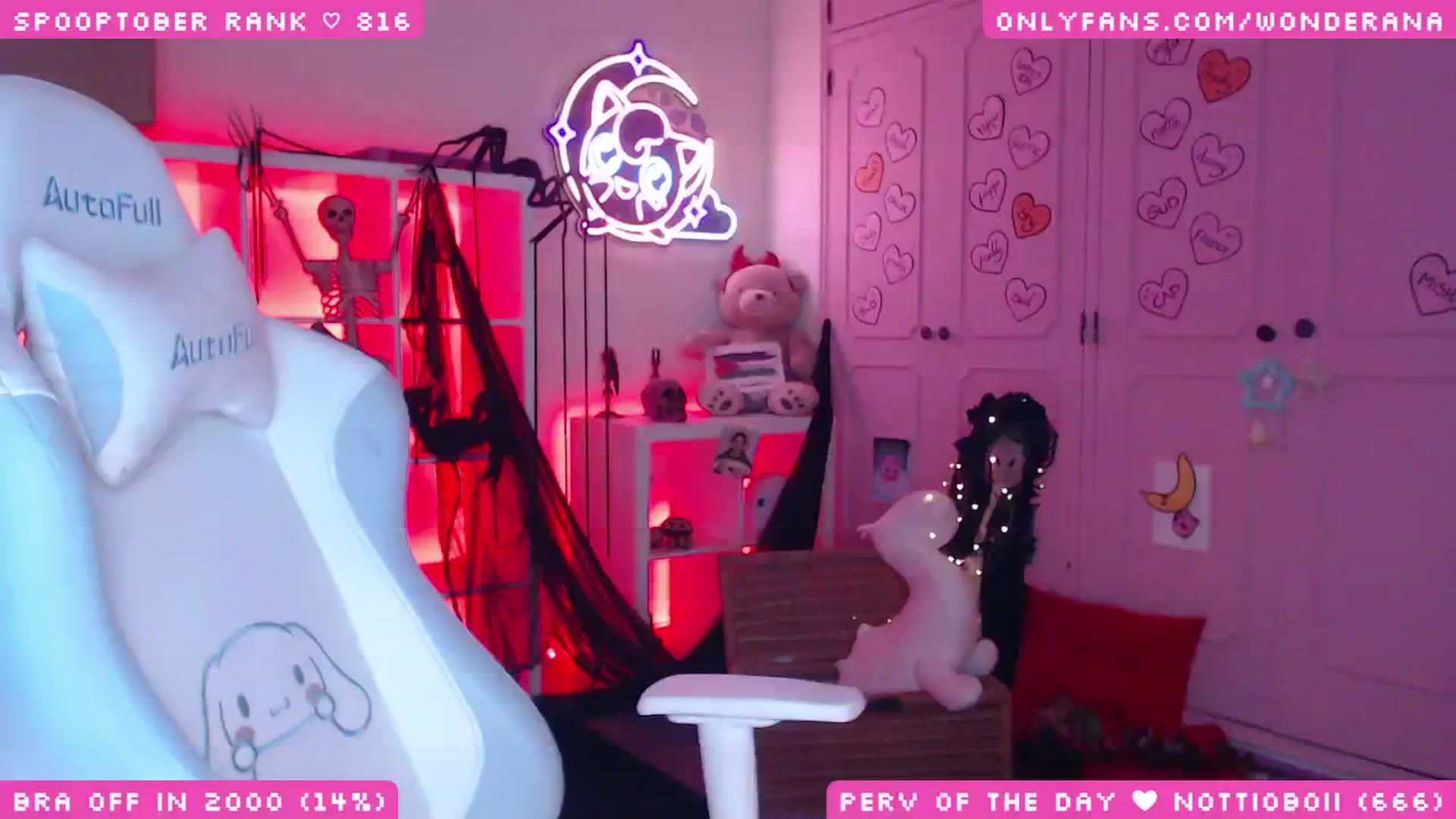 Gallery image thumbnail from WonderAna's myfreecams stream on, 10/11/2025, 03:38 image 3 of 20