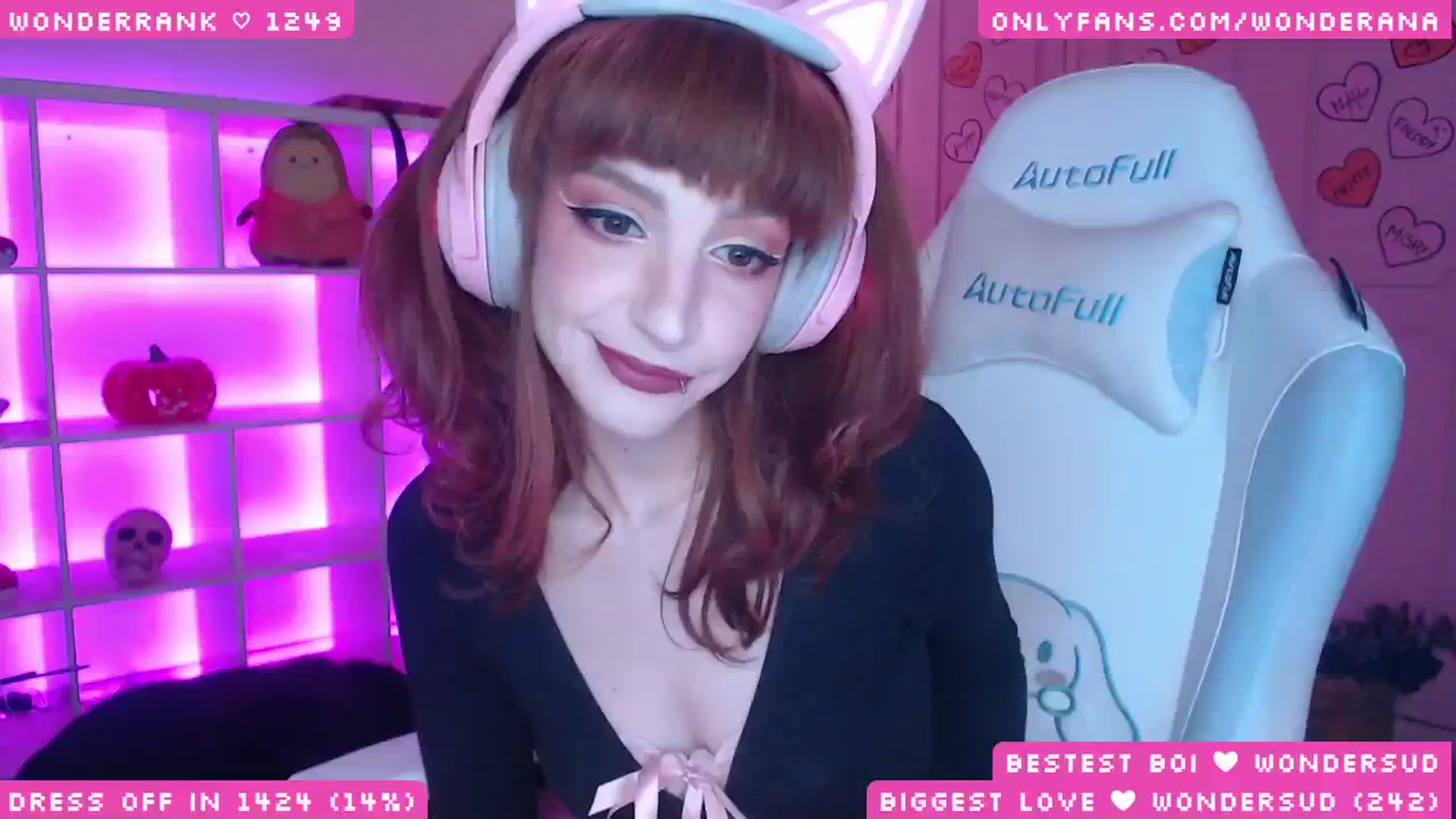 Gallery image thumbnail from WonderAna's myfreecams stream on, 11/03/2025, 01:01 image 7 of 20