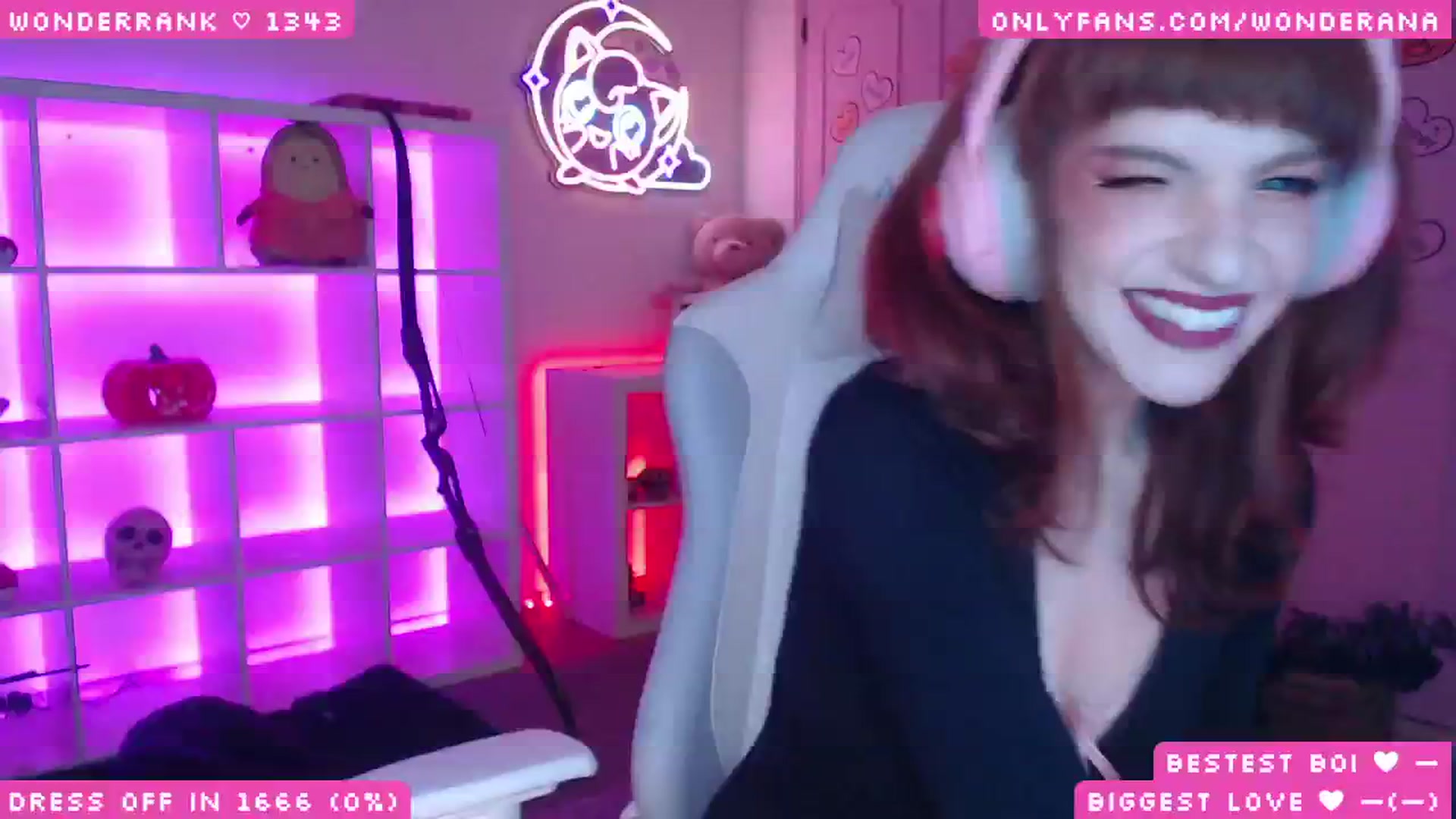 Gallery image thumbnail from WonderAna's myfreecams stream on, 11/03/2025, 01:01 image 4 of 20