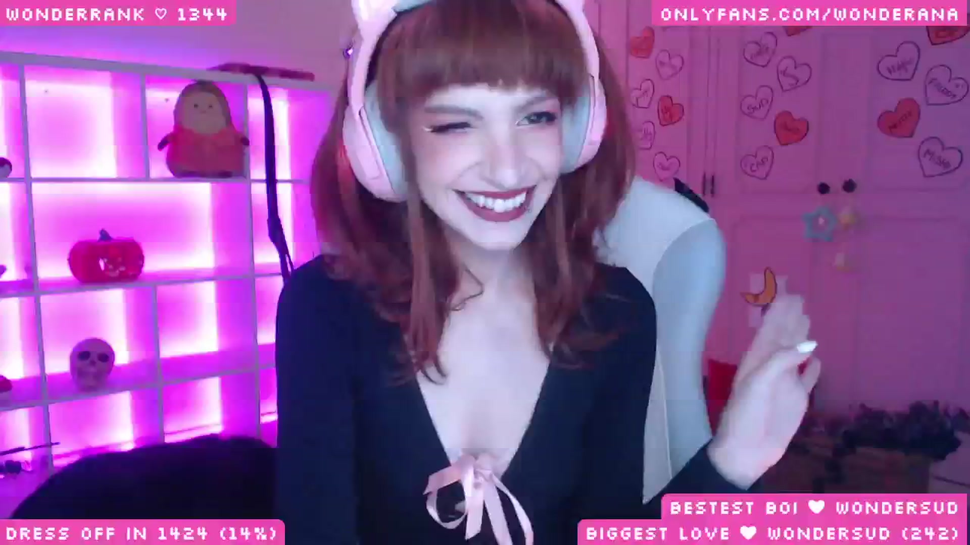 Gallery image thumbnail from WonderAna's myfreecams stream on, 11/03/2025, 01:01 image 6 of 20