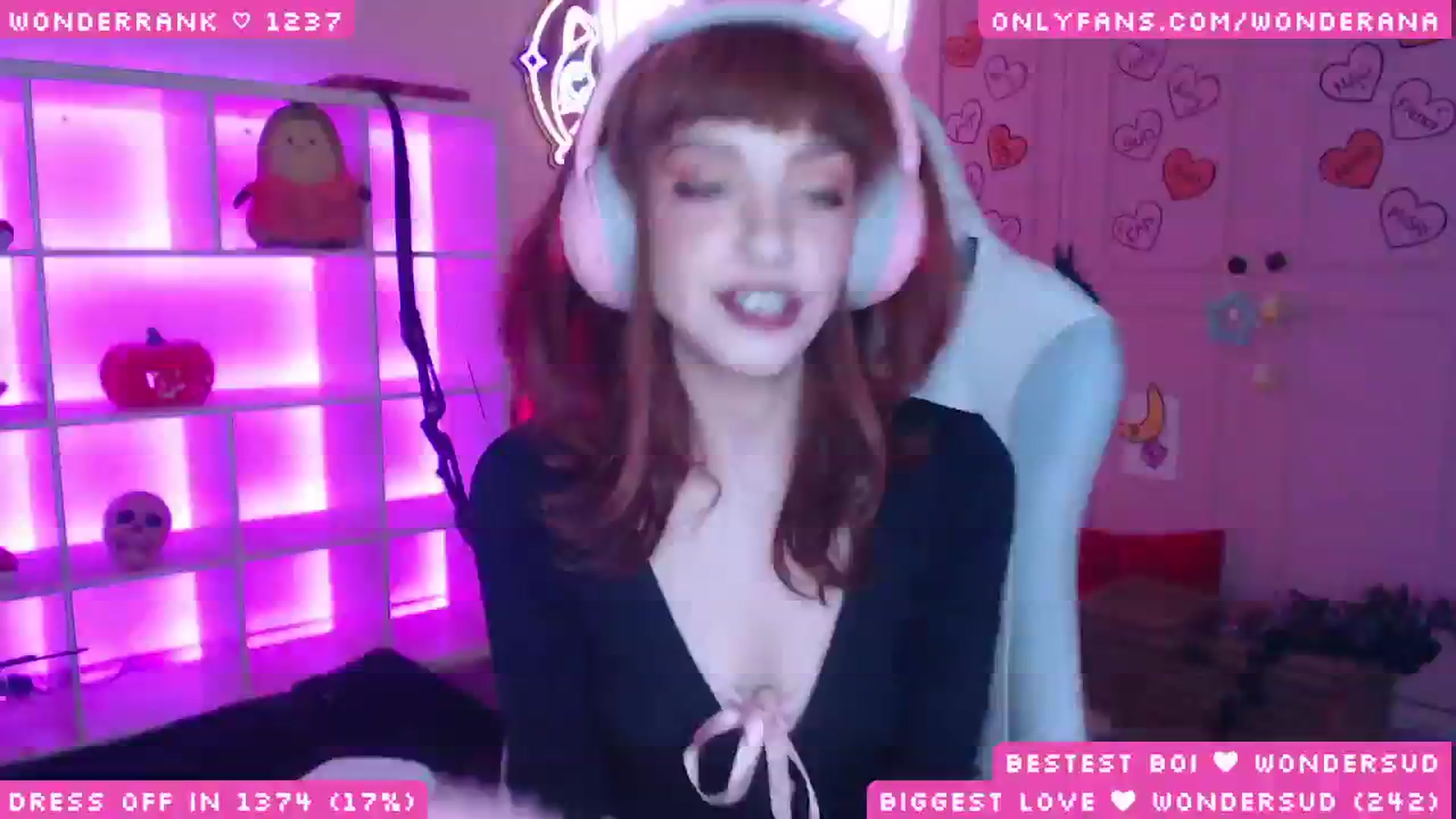 Gallery image thumbnail from WonderAna's myfreecams stream on, 11/03/2025, 01:01 image 18 of 20