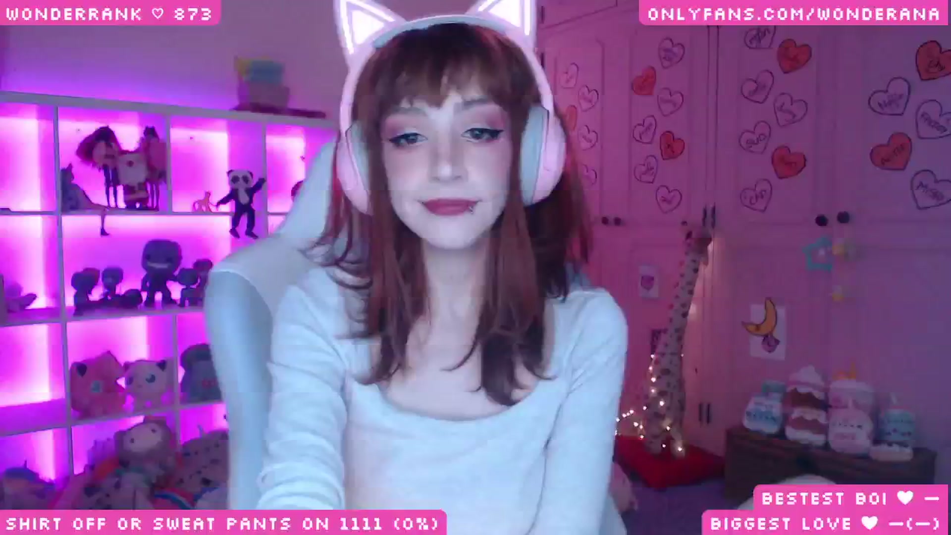 Gallery image thumbnail from WonderAna's myfreecams stream on, 11/10/2025, 24:31 image 2 of 20