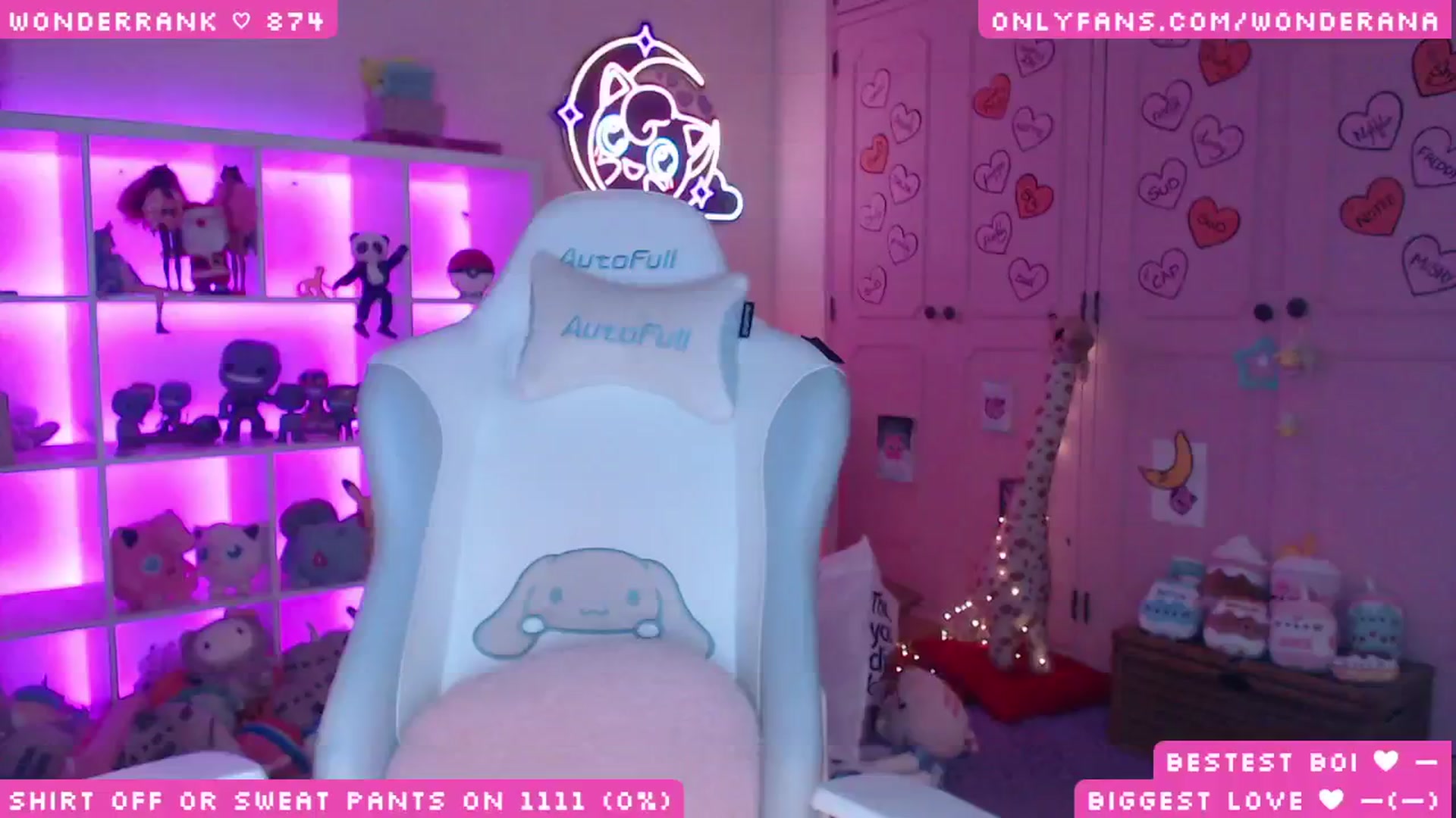 Gallery image thumbnail from WonderAna's myfreecams stream on, 11/10/2025, 24:31 image 10 of 20