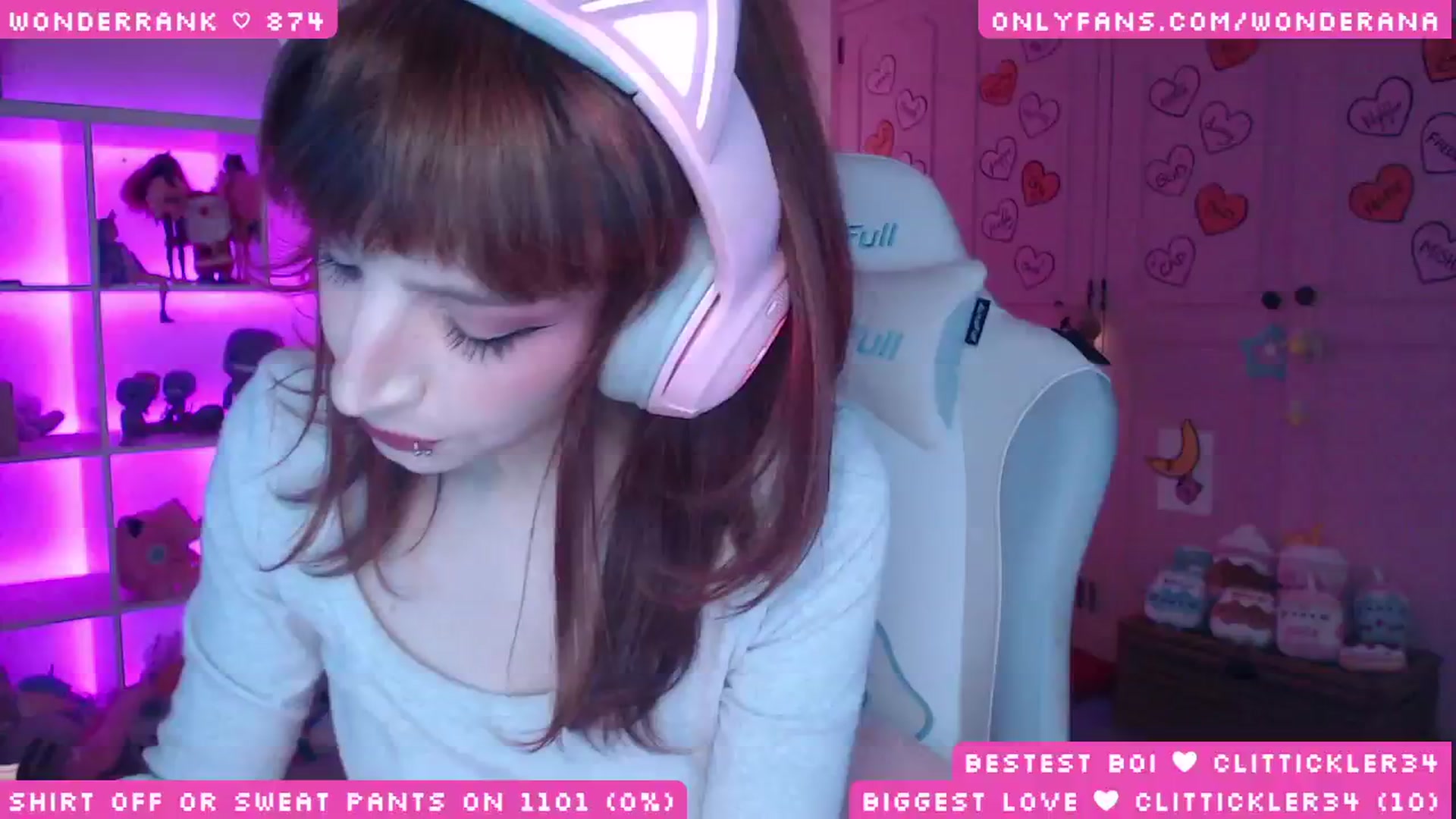 Gallery image thumbnail from WonderAna's myfreecams stream on, 11/10/2025, 24:31 image 19 of 20