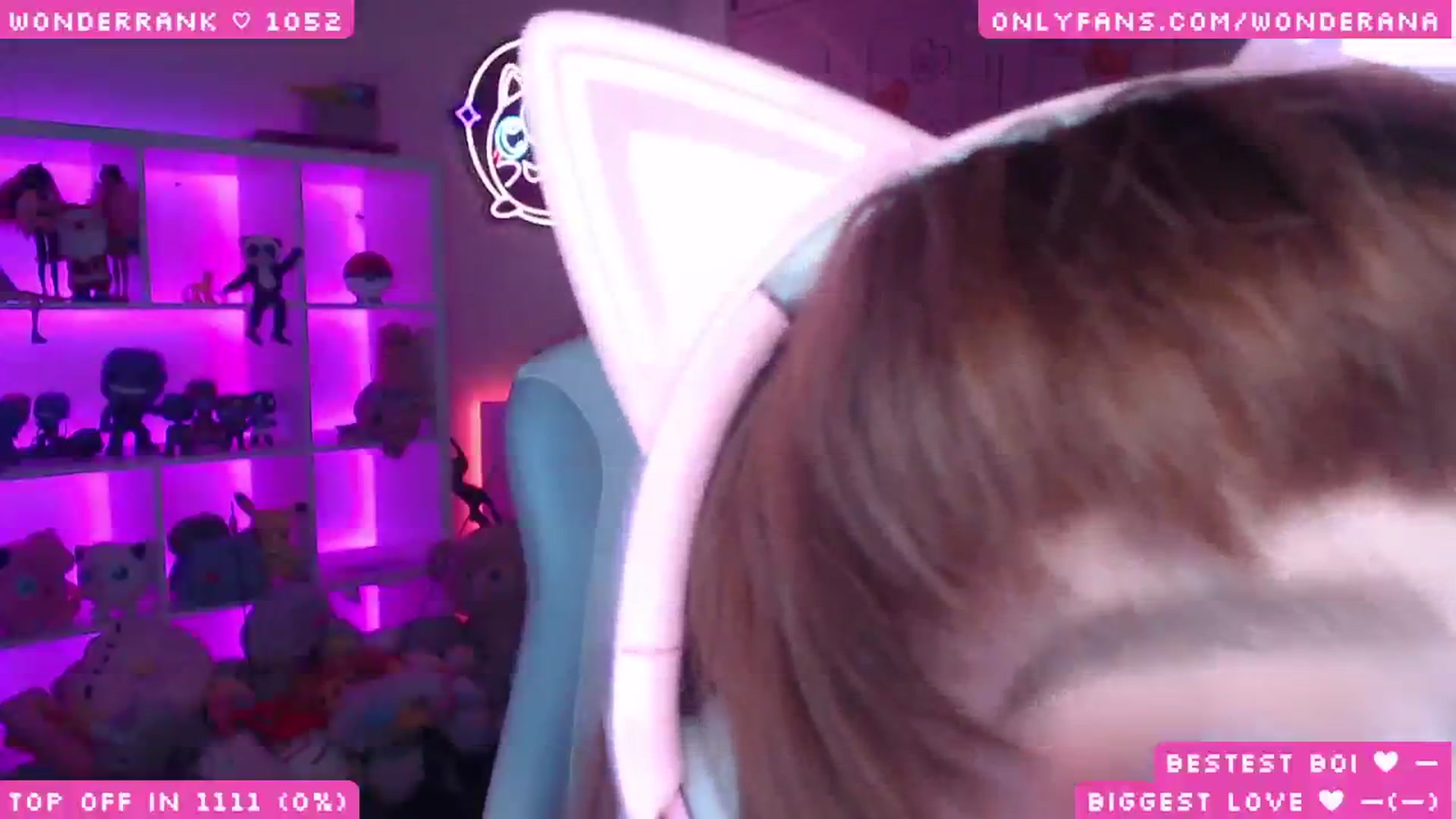 Gallery image thumbnail from WonderAna's myfreecams stream on, 11/17/2025, 24:18 image 5 of 20