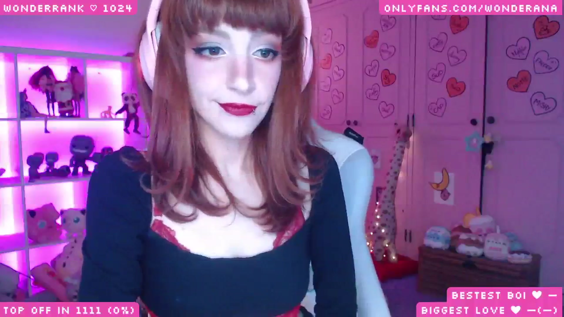 Gallery image thumbnail from WonderAna's myfreecams stream on, 11/17/2025, 24:18 image 17 of 20