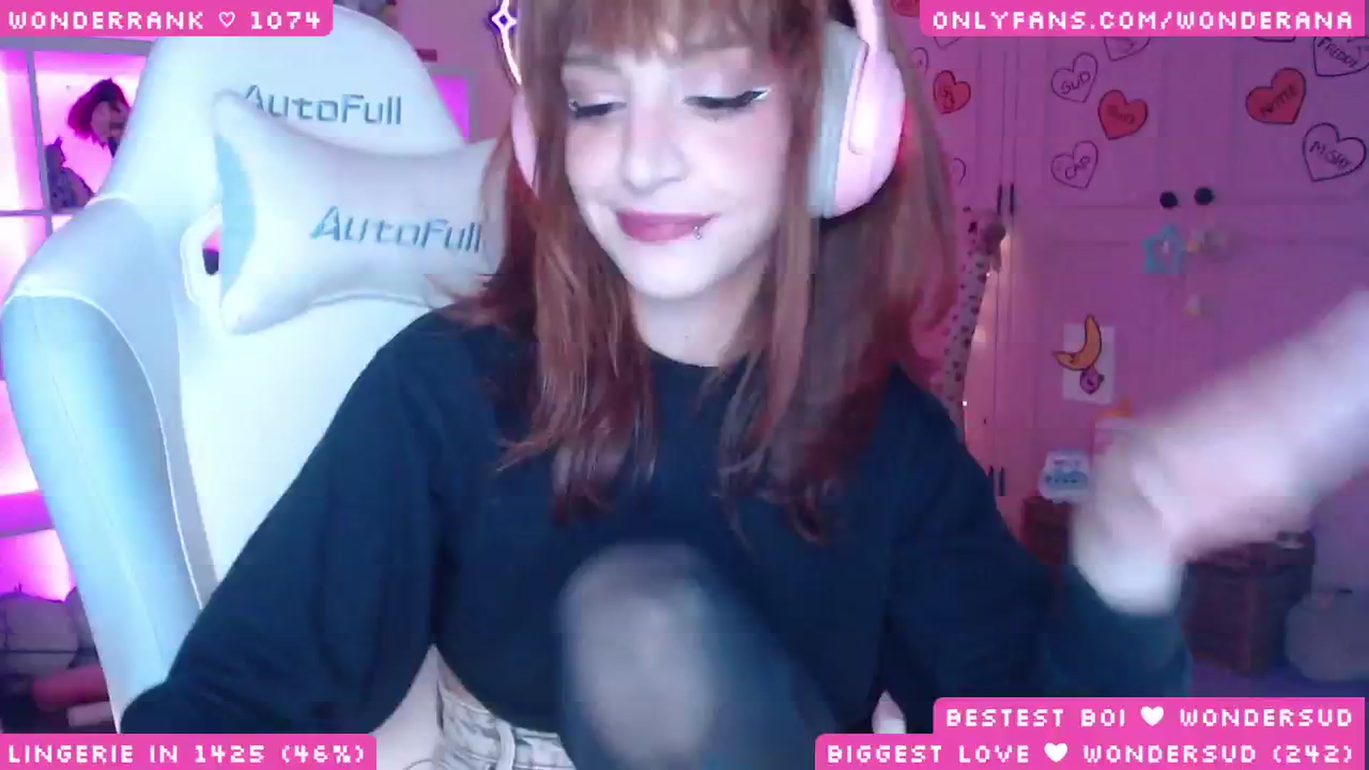 Gallery image thumbnail from WonderAna's myfreecams stream on, 11/23/2025, 02:34 image 5 of 20