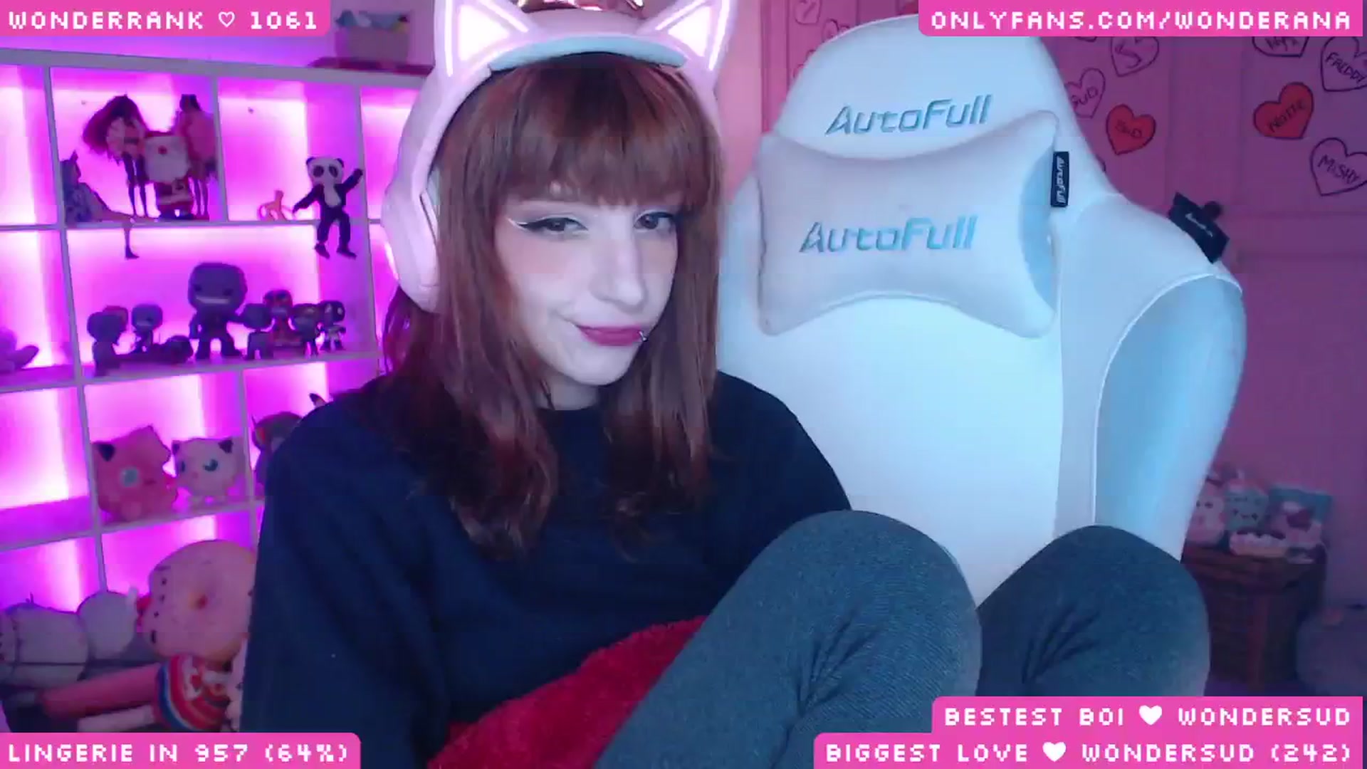 Gallery image thumbnail from WonderAna's myfreecams stream on, 11/23/2025, 02:34 image 14 of 20