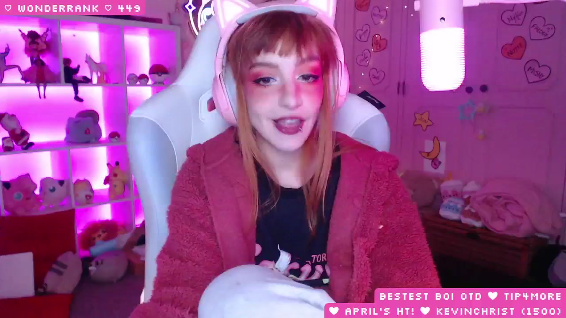 Gallery image thumbnail from WonderAna's myfreecams stream on, 04/05/2026, 22:36 image 19 of 20