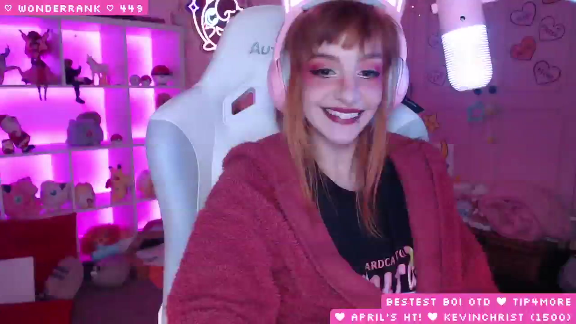 Gallery image thumbnail from WonderAna's myfreecams stream on, 04/05/2026, 22:36 image 18 of 20