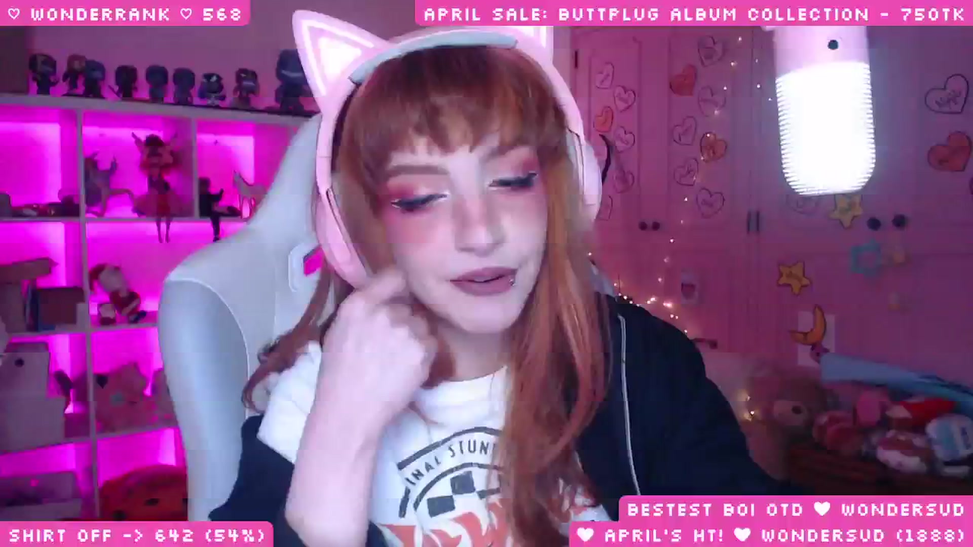 Gallery image thumbnail from WonderAna's myfreecams stream on, 04/12/2026, 23:35 image 15 of 20