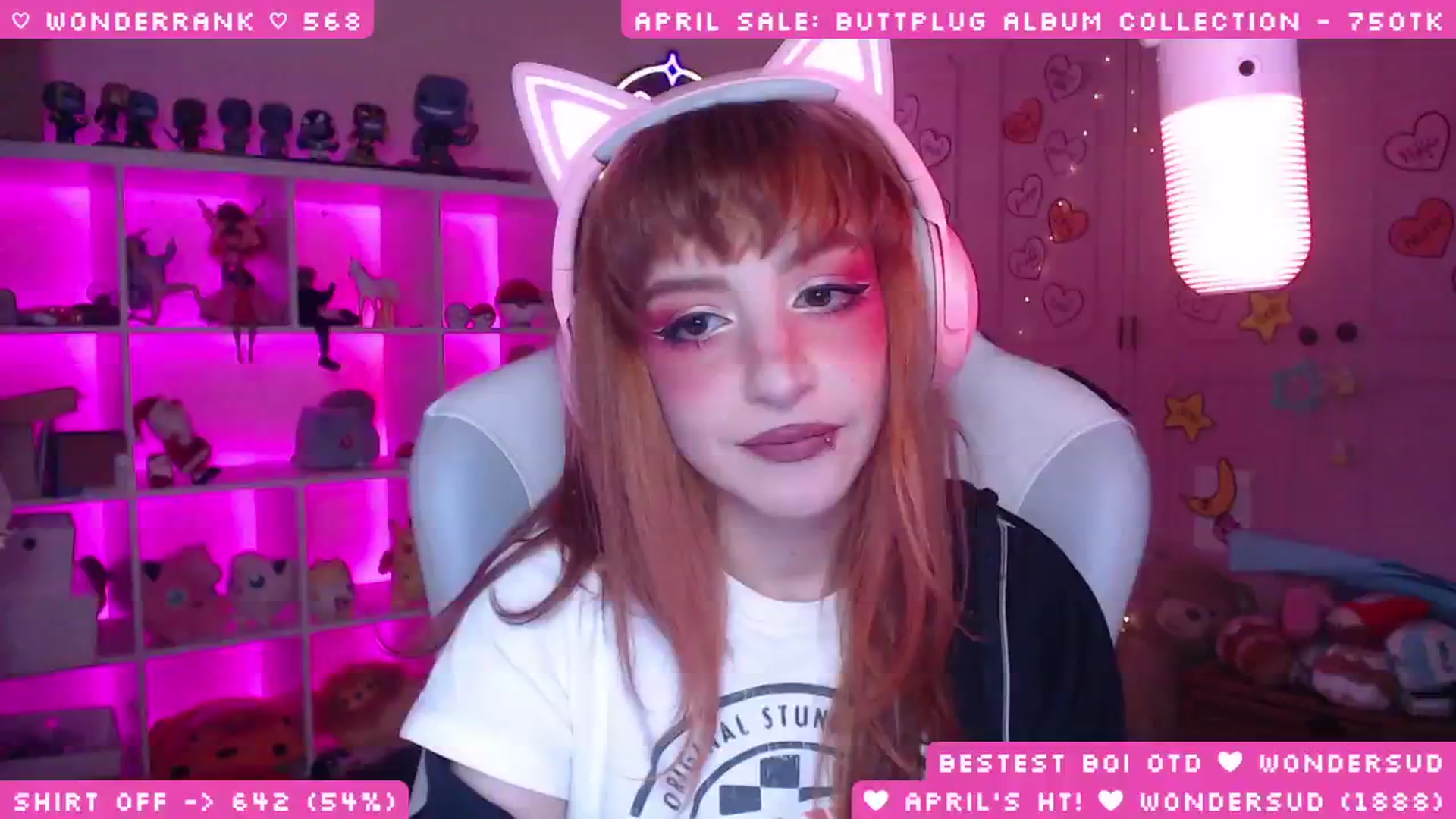 Gallery image thumbnail from WonderAna's myfreecams stream on, 04/12/2026, 23:35 image 18 of 20