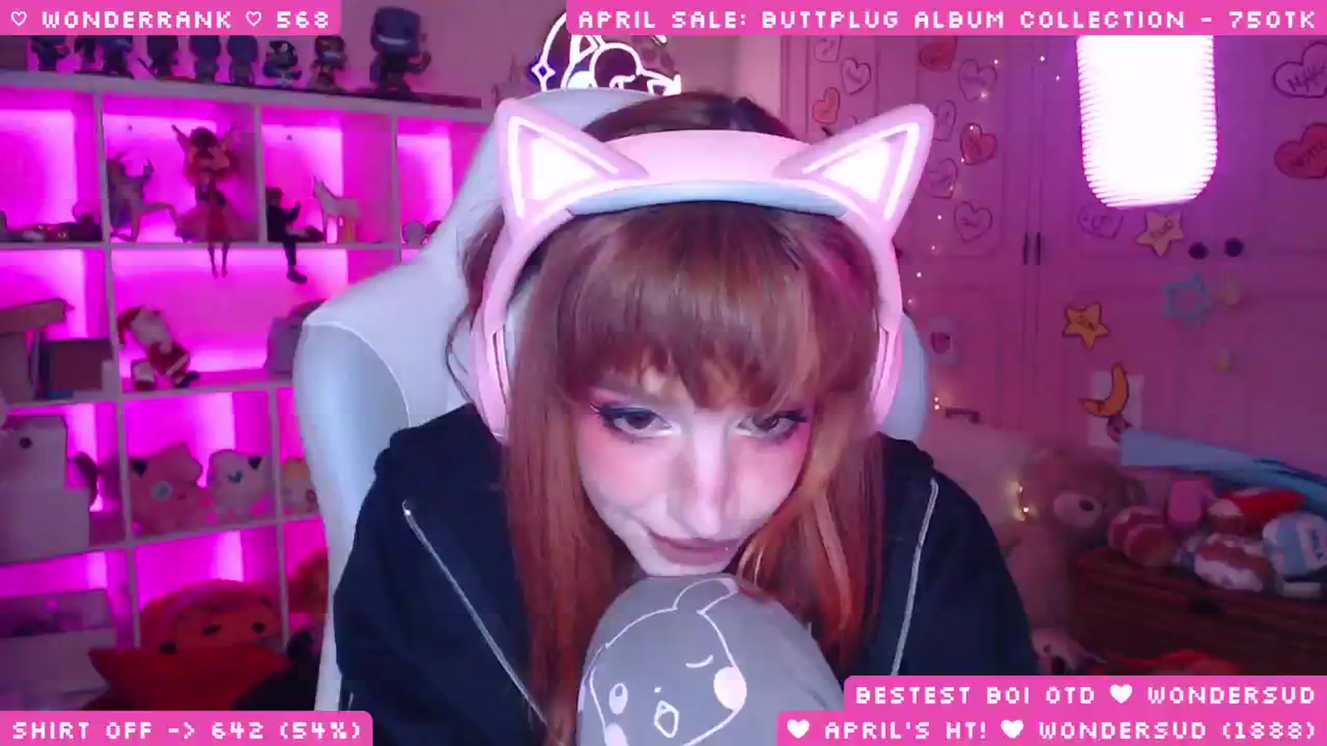 Gallery image thumbnail from WonderAna's myfreecams stream on, 04/12/2026, 23:35 image 14 of 20