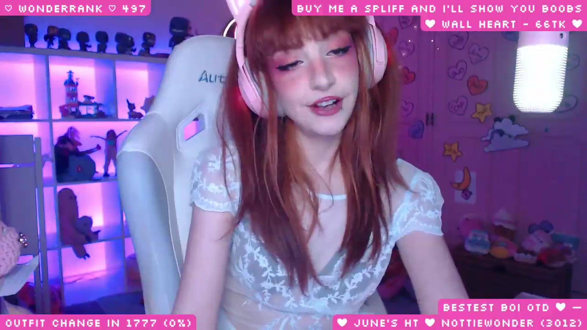 Gallery image thumbnail from WonderAna's myfreecams stream on, 06/12/2026, 24:00 image 13 of 20