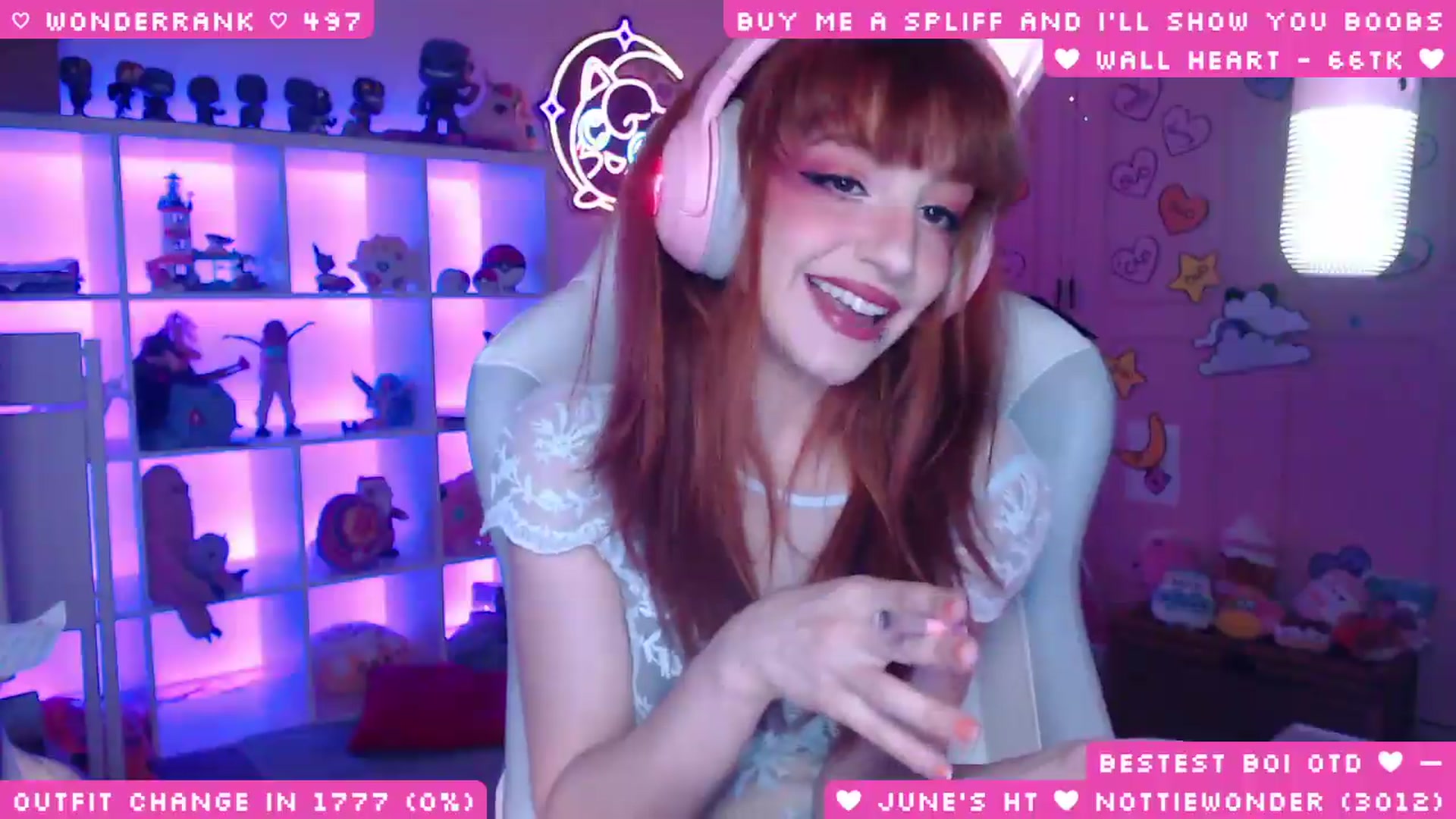 Gallery image thumbnail from WonderAna's myfreecams stream on, 06/12/2026, 24:00 image 4 of 20