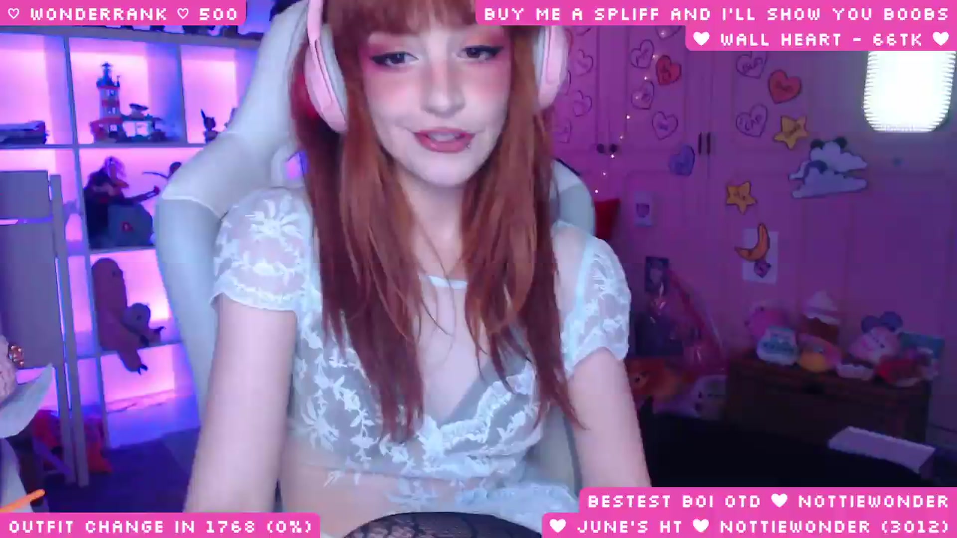 Gallery image thumbnail from WonderAna's myfreecams stream on, 06/12/2026, 03:33 image 5 of 20