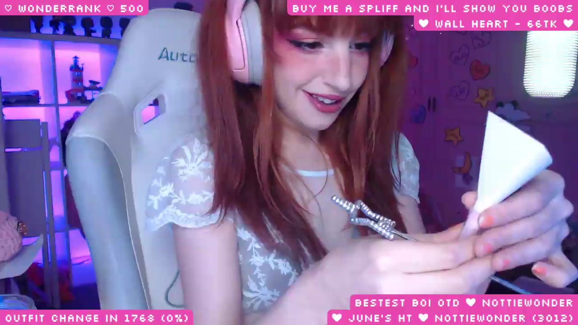 Gallery image thumbnail from WonderAna's myfreecams stream on, 06/12/2026, 03:33 image 3 of 20