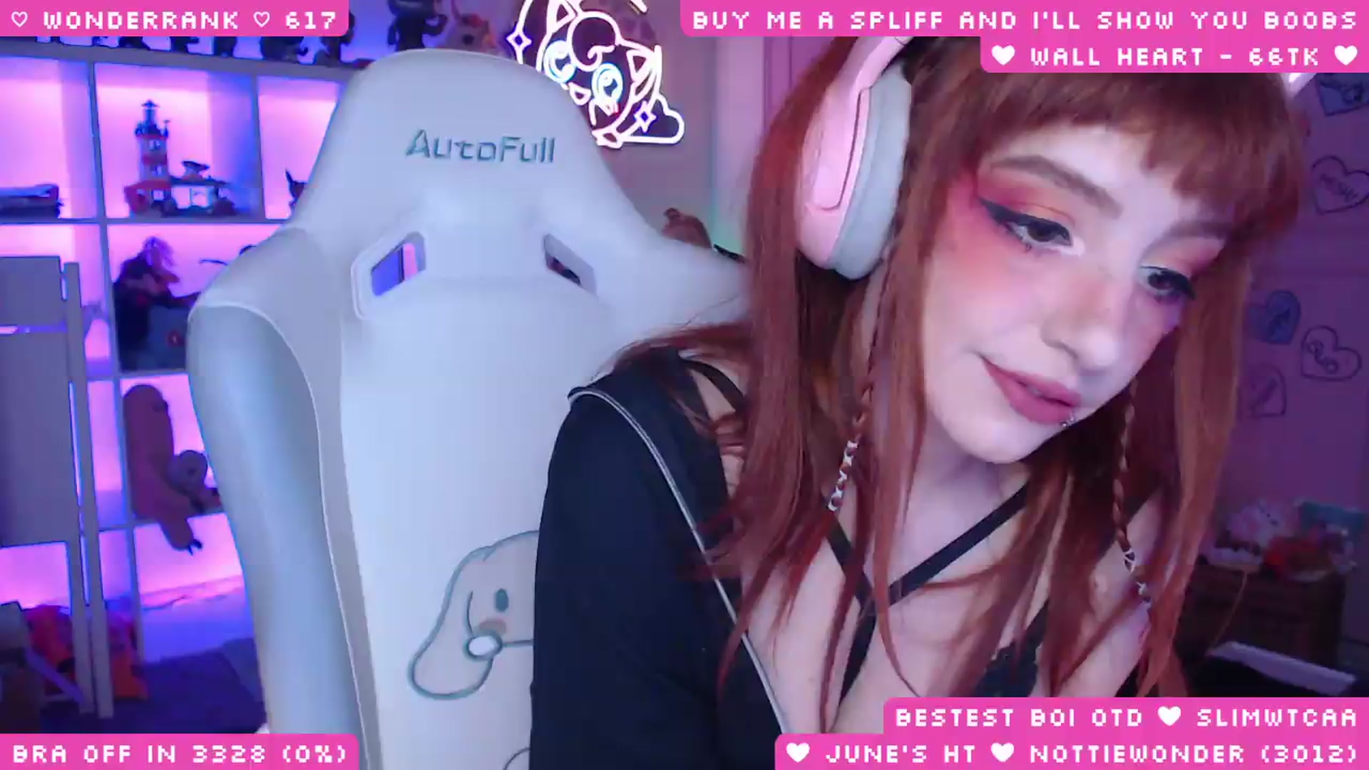 Gallery image thumbnail from WonderAna's myfreecams stream on, 06/14/2026, 23:52 image 6 of 20