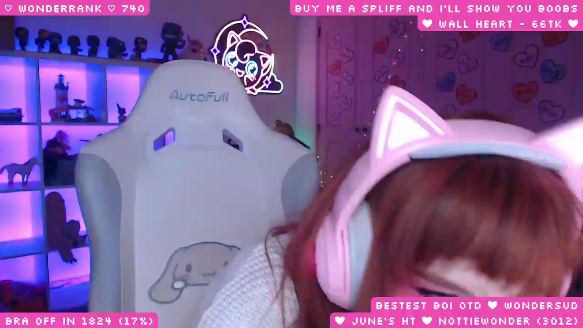 Gallery image thumbnail from WonderAna's myfreecams stream on, 06/19/2026, 02:58 image 15 of 20