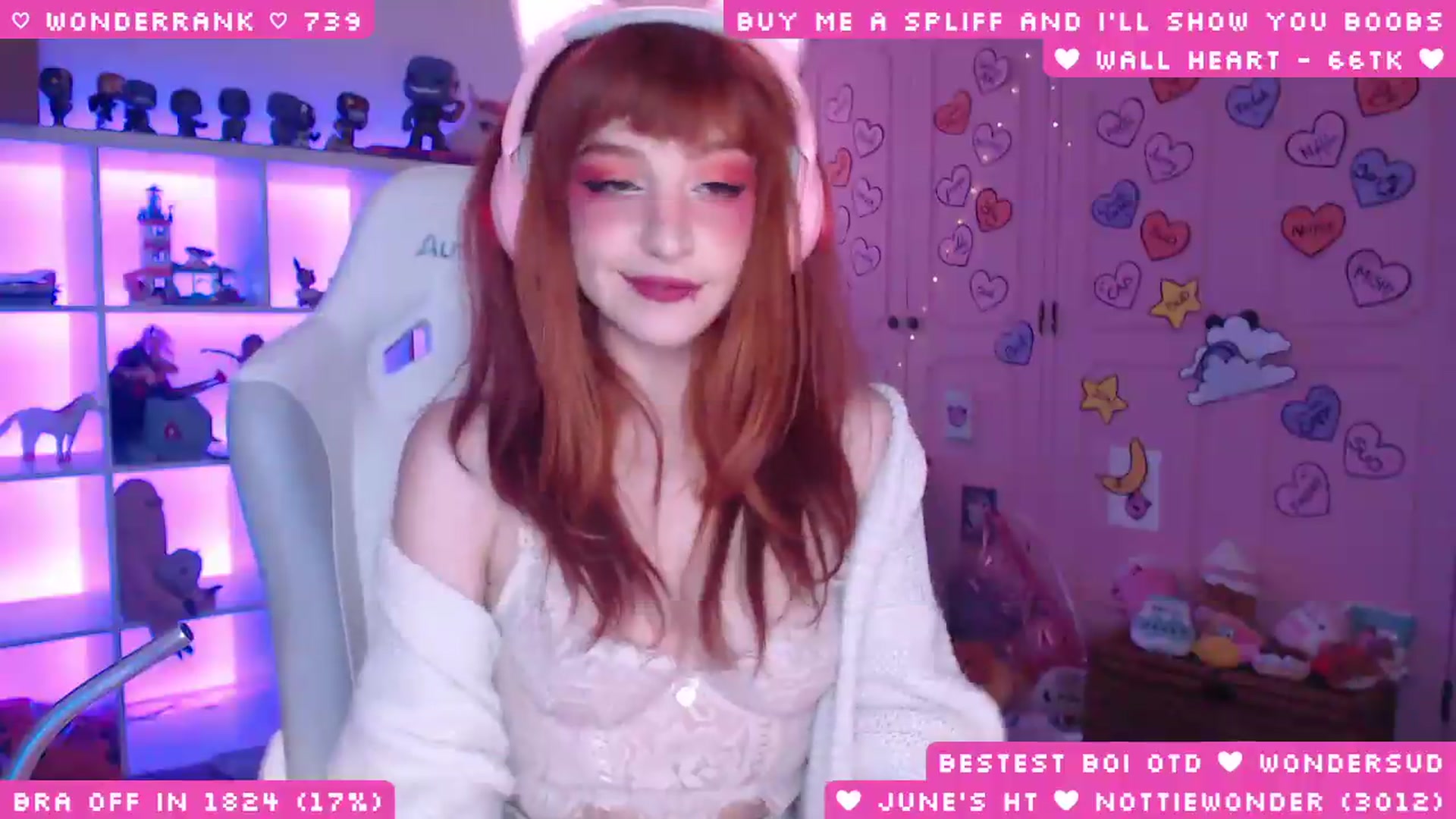 Gallery image thumbnail from WonderAna's myfreecams stream on, 06/19/2026, 03:29 image 11 of 20