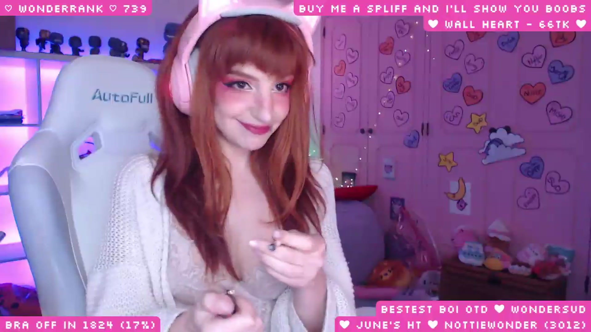 Gallery image thumbnail from WonderAna's myfreecams stream on, 06/19/2026, 03:29 image 12 of 20