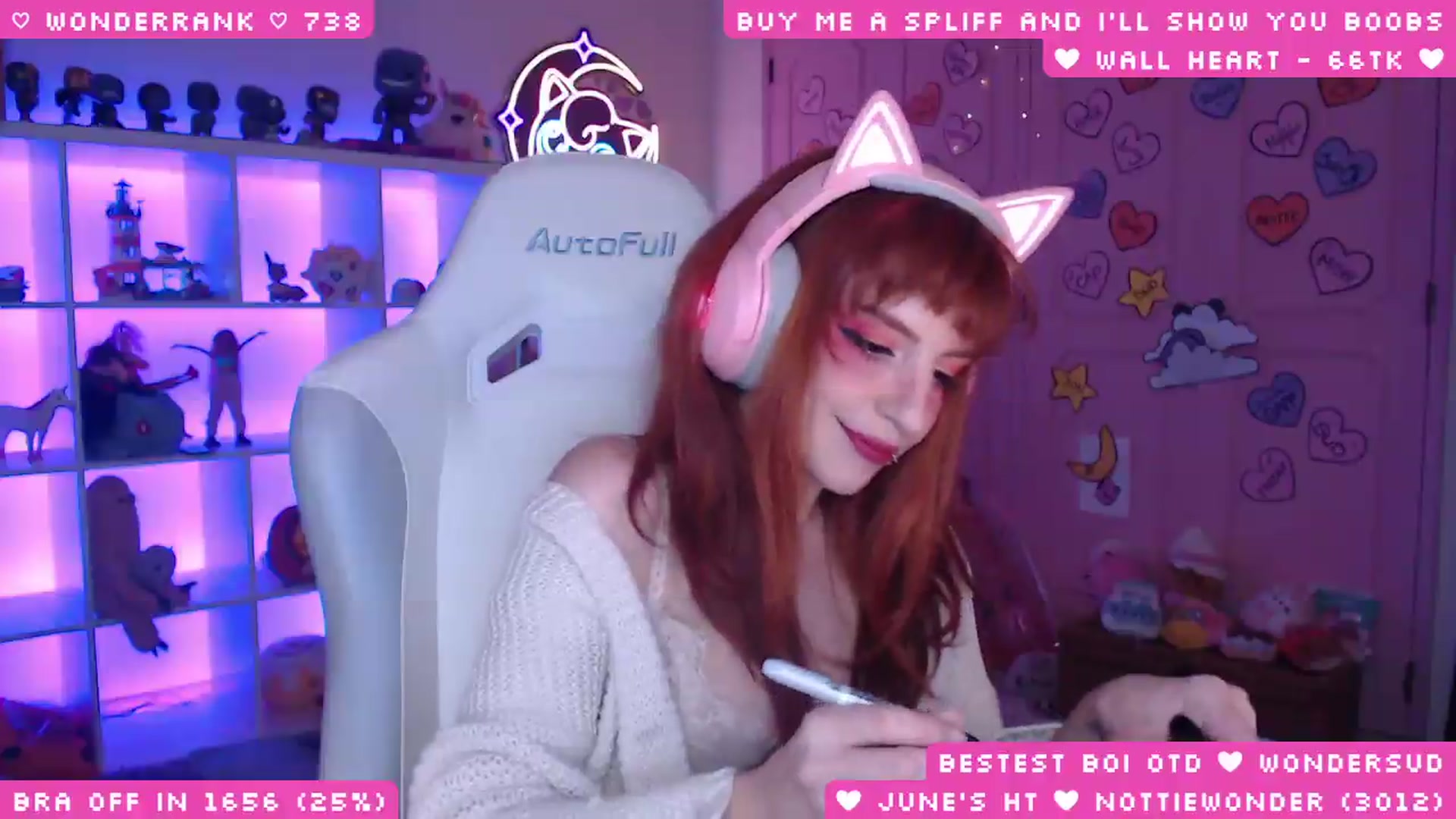 Gallery image thumbnail from WonderAna's myfreecams stream on, 06/19/2026, 03:29 image 18 of 20