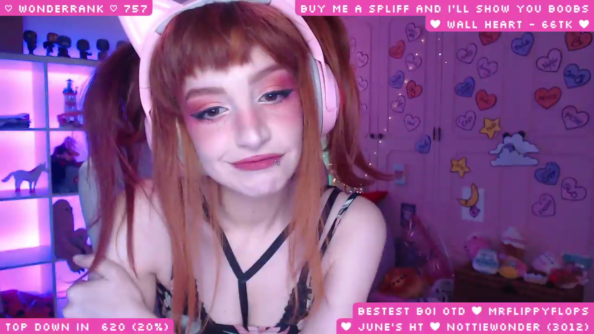 Gallery image thumbnail from WonderAna's myfreecams stream on, 06/21/2026, 24:01 image 10 of 20