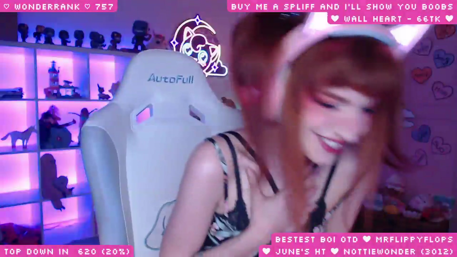 Gallery image thumbnail from WonderAna's myfreecams stream on, 06/21/2026, 24:01 image 15 of 20