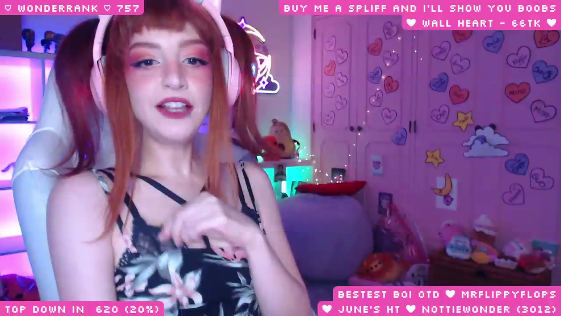 Gallery image thumbnail from WonderAna's myfreecams stream on, 06/21/2026, 24:01 image 12 of 20