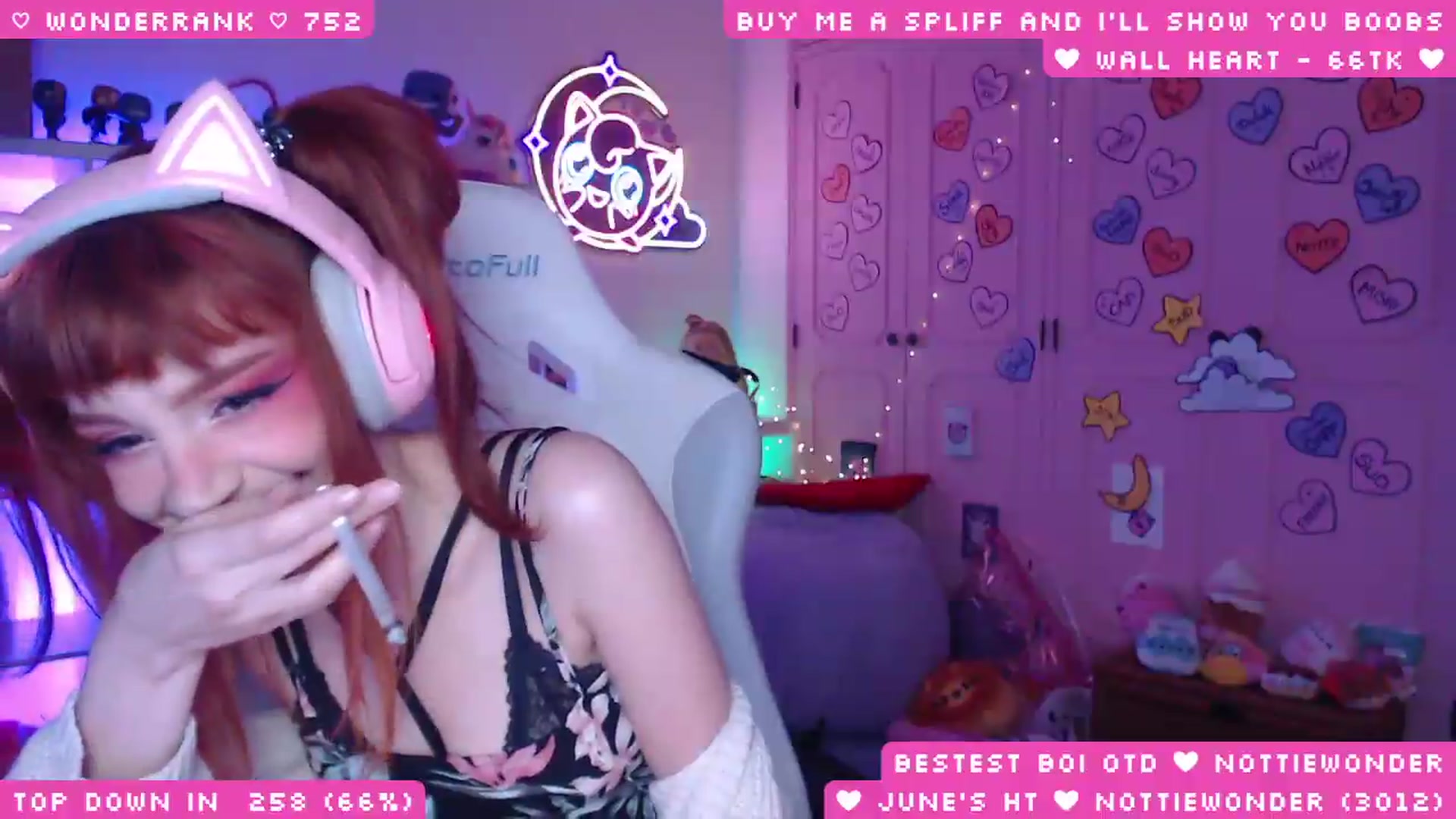 Gallery image thumbnail from WonderAna's myfreecams stream on, 06/21/2026, 02:58 image 8 of 20