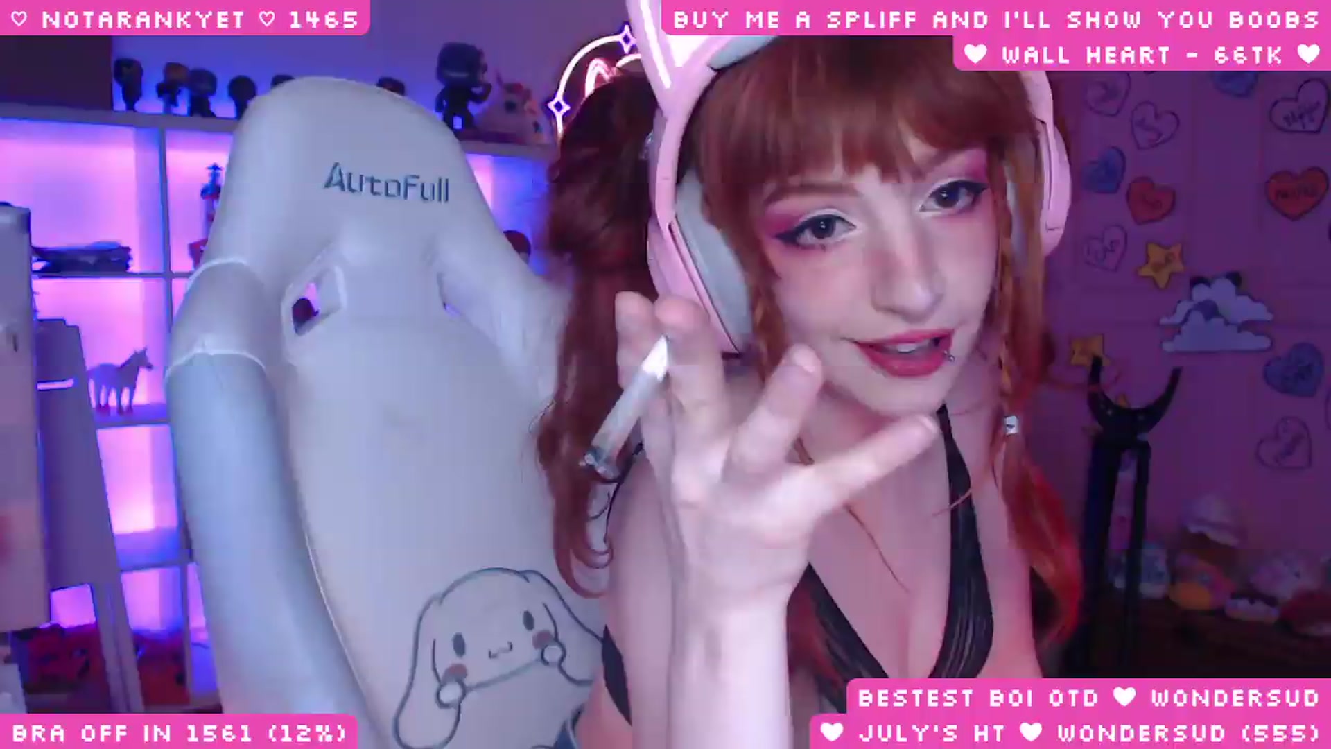 Gallery image thumbnail from WonderAna's myfreecams stream on, 07/03/2026, 03:33 image 15 of 20