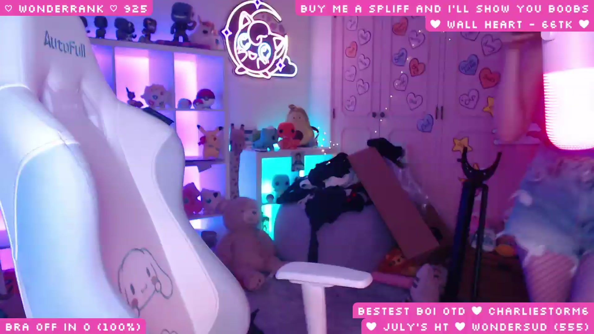 Gallery image thumbnail from WonderAna's myfreecams stream on, 07/05/2026, 03:57 image 4 of 20