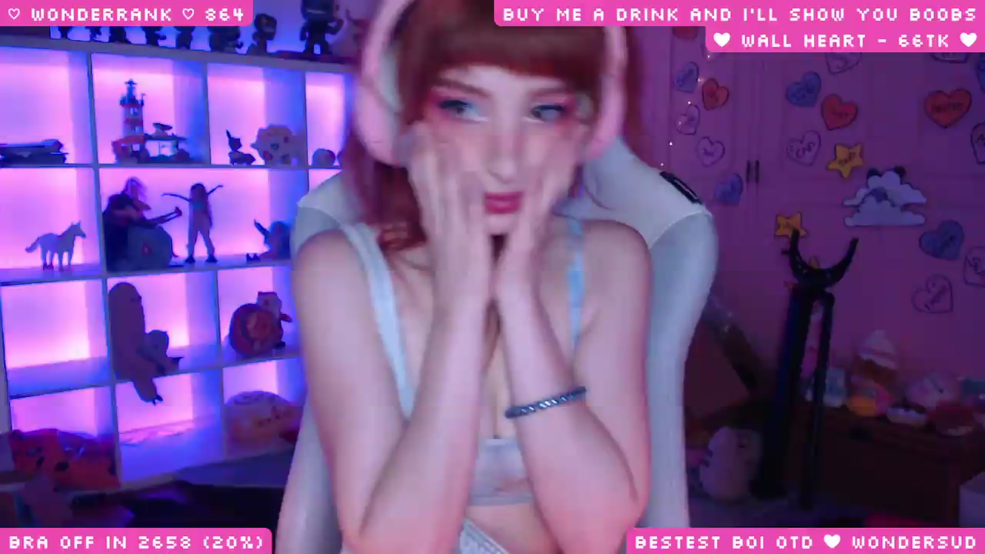 Gallery image thumbnail from WonderAna's myfreecams stream on, 07/06/2026, 24:01 image 19 of 20