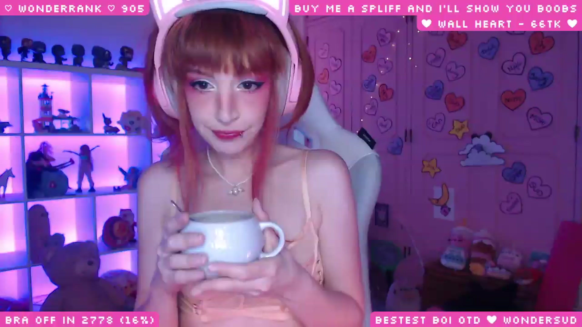 Gallery image thumbnail from WonderAna's myfreecams stream on, 07/09/2026, 03:01 image 11 of 20
