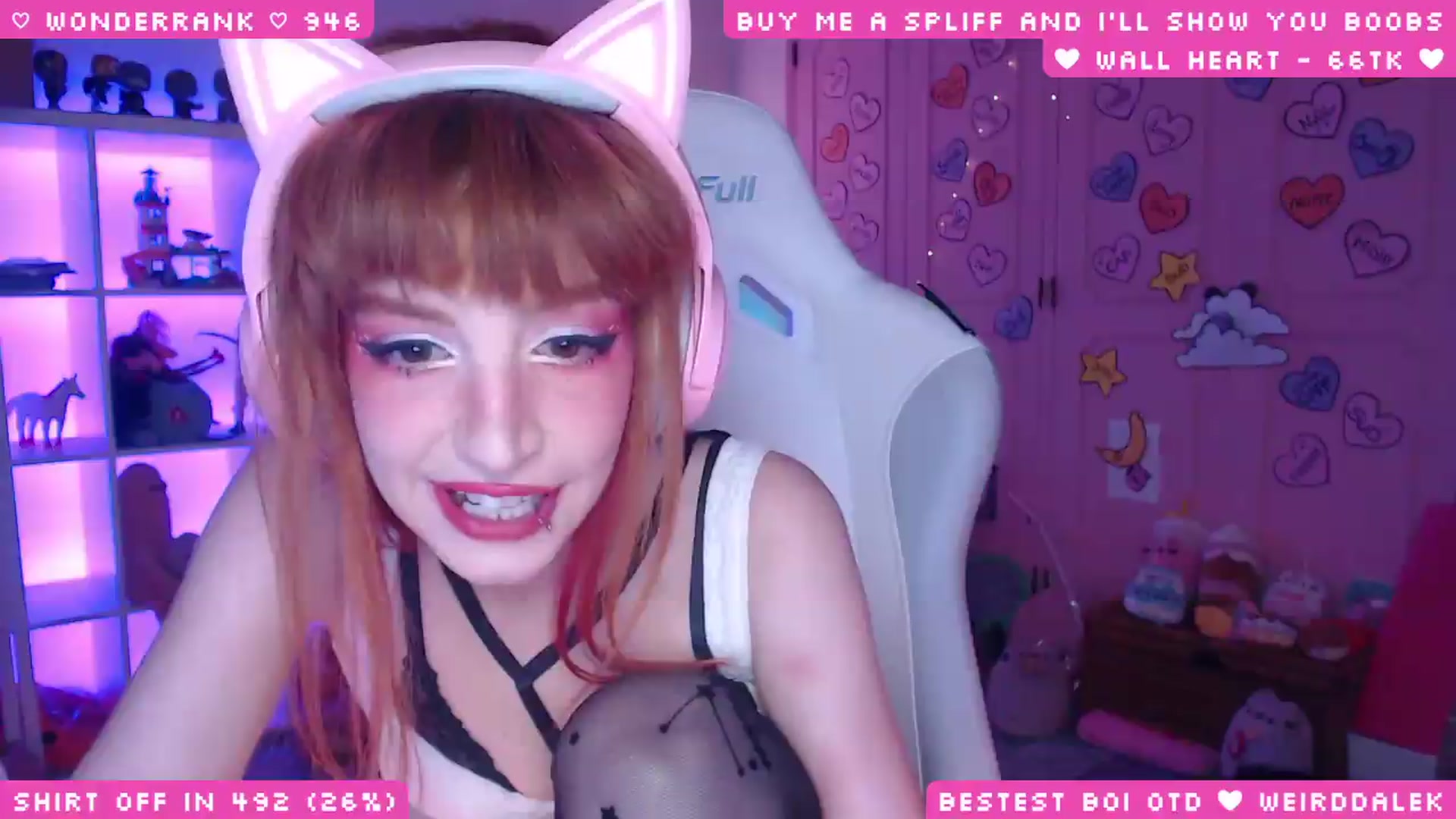 Gallery image thumbnail from WonderAna's myfreecams stream on, 07/10/2026, 24:01 image 6 of 20