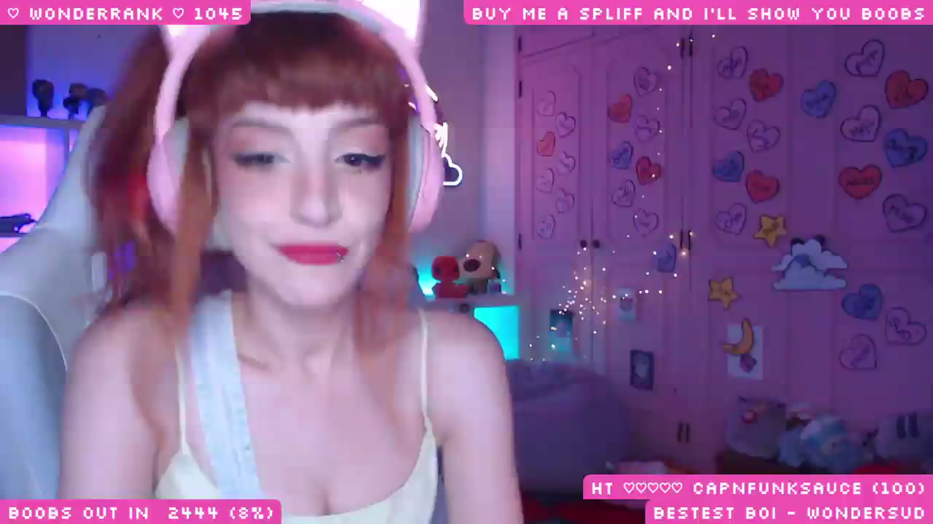 Gallery image thumbnail from WonderAna's myfreecams stream on, 08/18/2026, 24:01 image 16 of 20