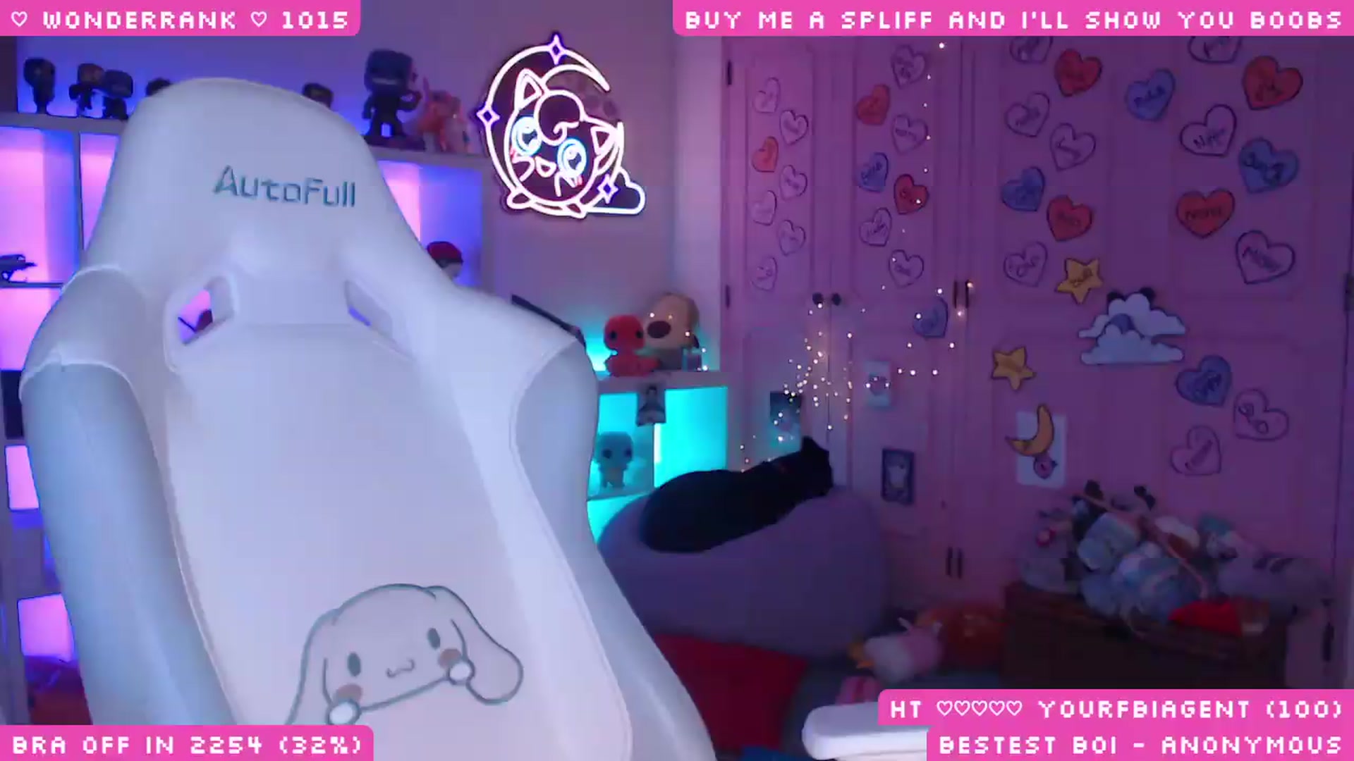 Gallery image thumbnail from WonderAna's myfreecams stream on, 08/27/2026, 03:24 image 6 of 20