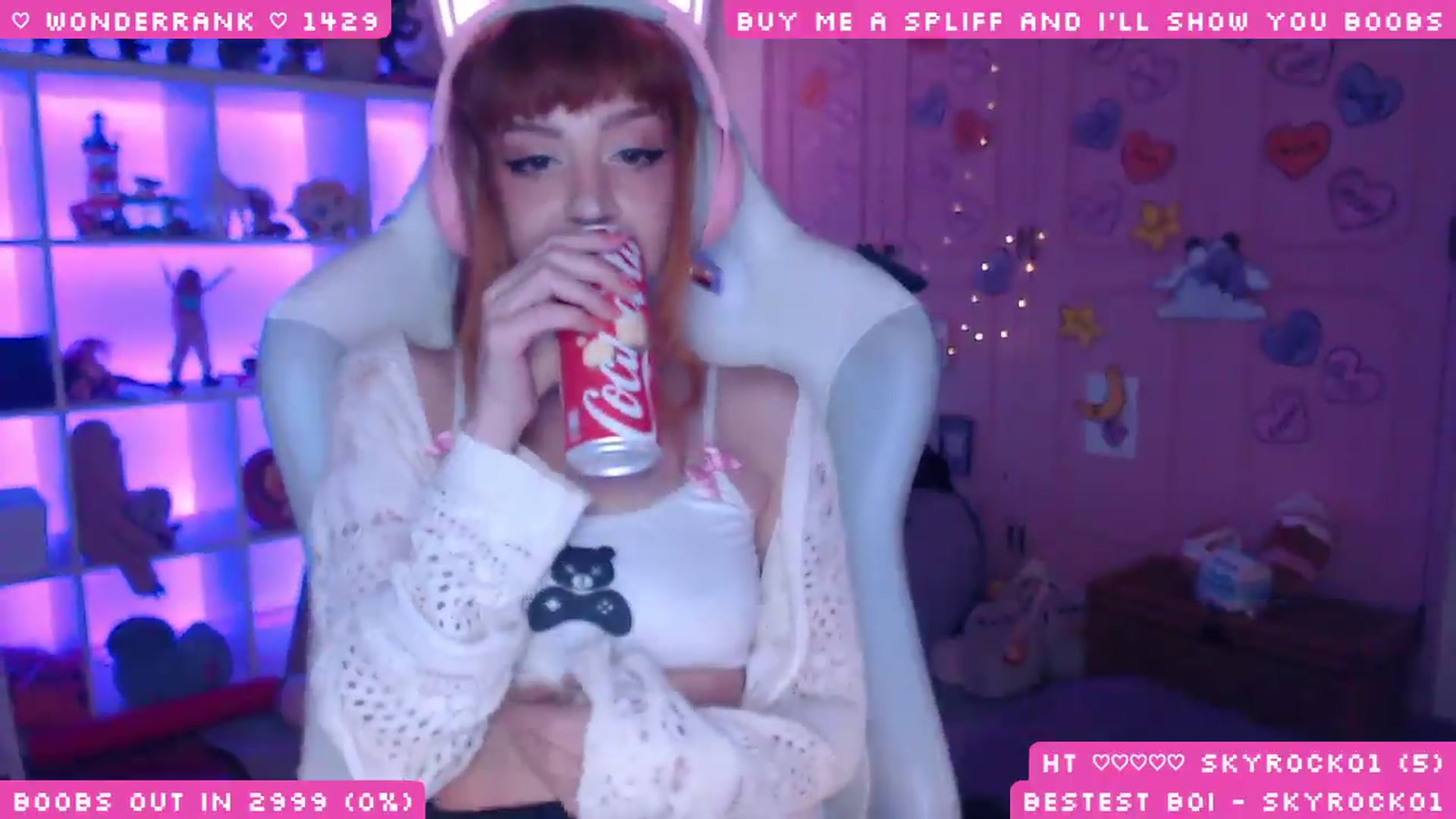 Gallery image thumbnail from WonderAna's myfreecams stream on, 09/22/2026, 24:37 image 18 of 20