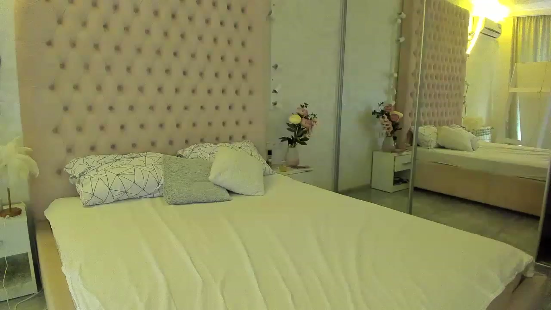 Gallery image thumbnail from WonderGirl_'s myfreecams stream on, 05/10/2023, 14:03 image 13 of 20