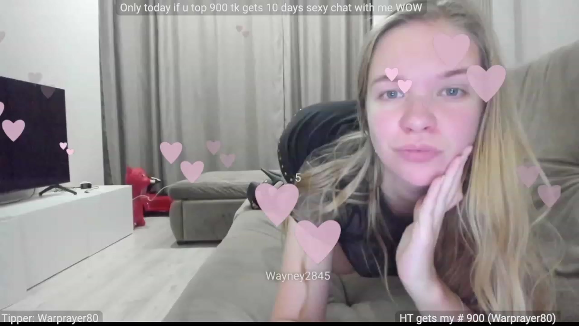 Gallery image thumbnail from WonderMama's myfreecams stream on, 11/17/2022, 20:49 image 17 of 20