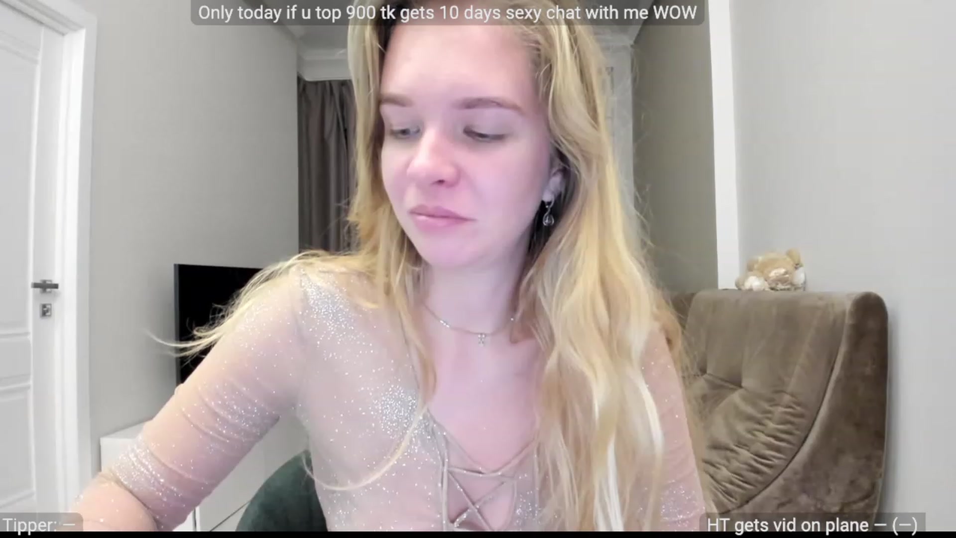 Gallery image thumbnail from WonderMama's myfreecams stream on, 11/21/2022, 20:15 image 15 of 20