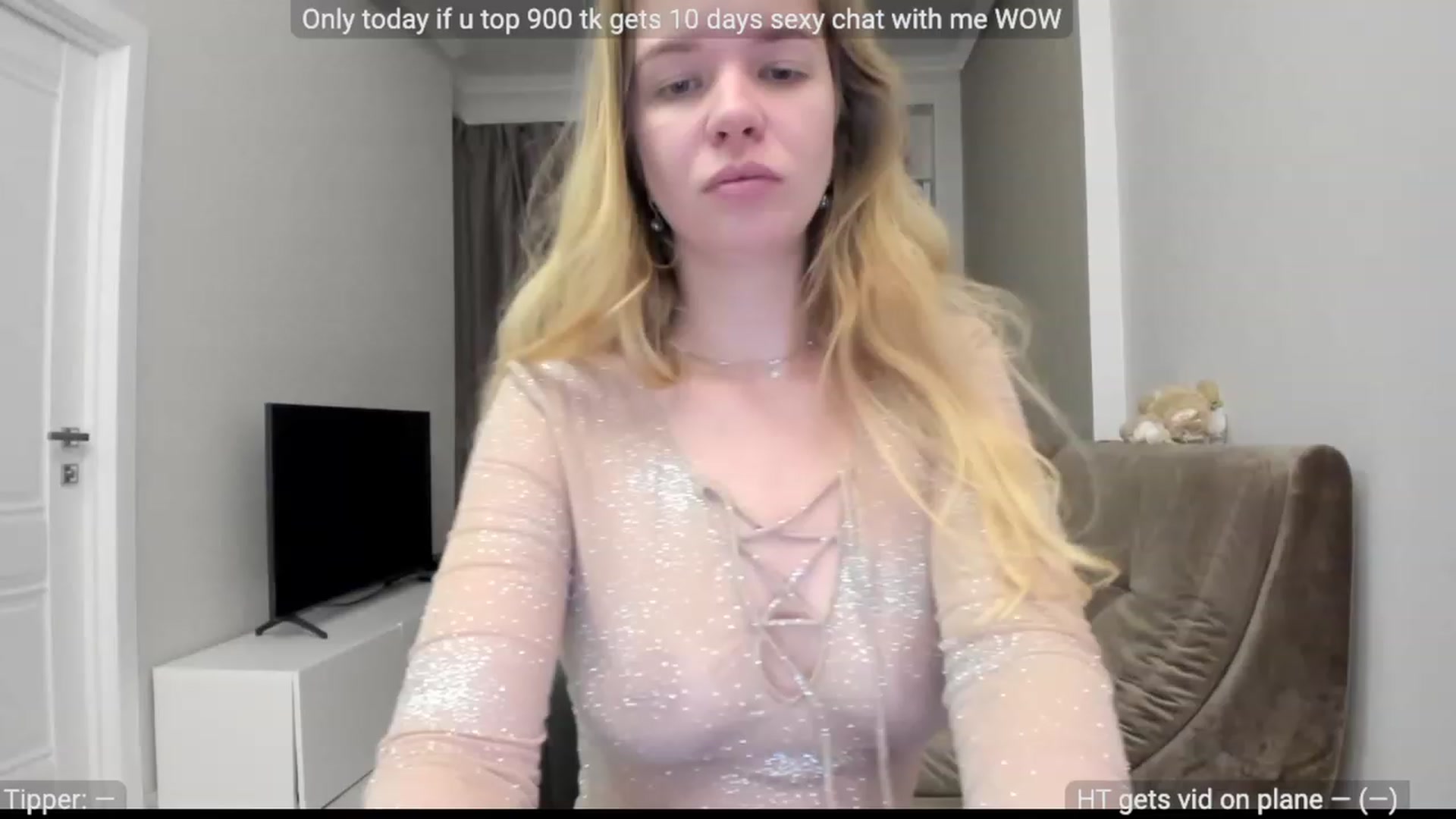 Gallery image thumbnail from WonderMama's myfreecams stream on, 11/21/2022, 20:15 image 13 of 20