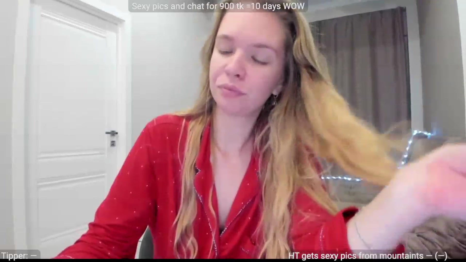 Gallery image thumbnail from WonderMama's myfreecams stream on, 12/11/2022, 20:44 image 18 of 20