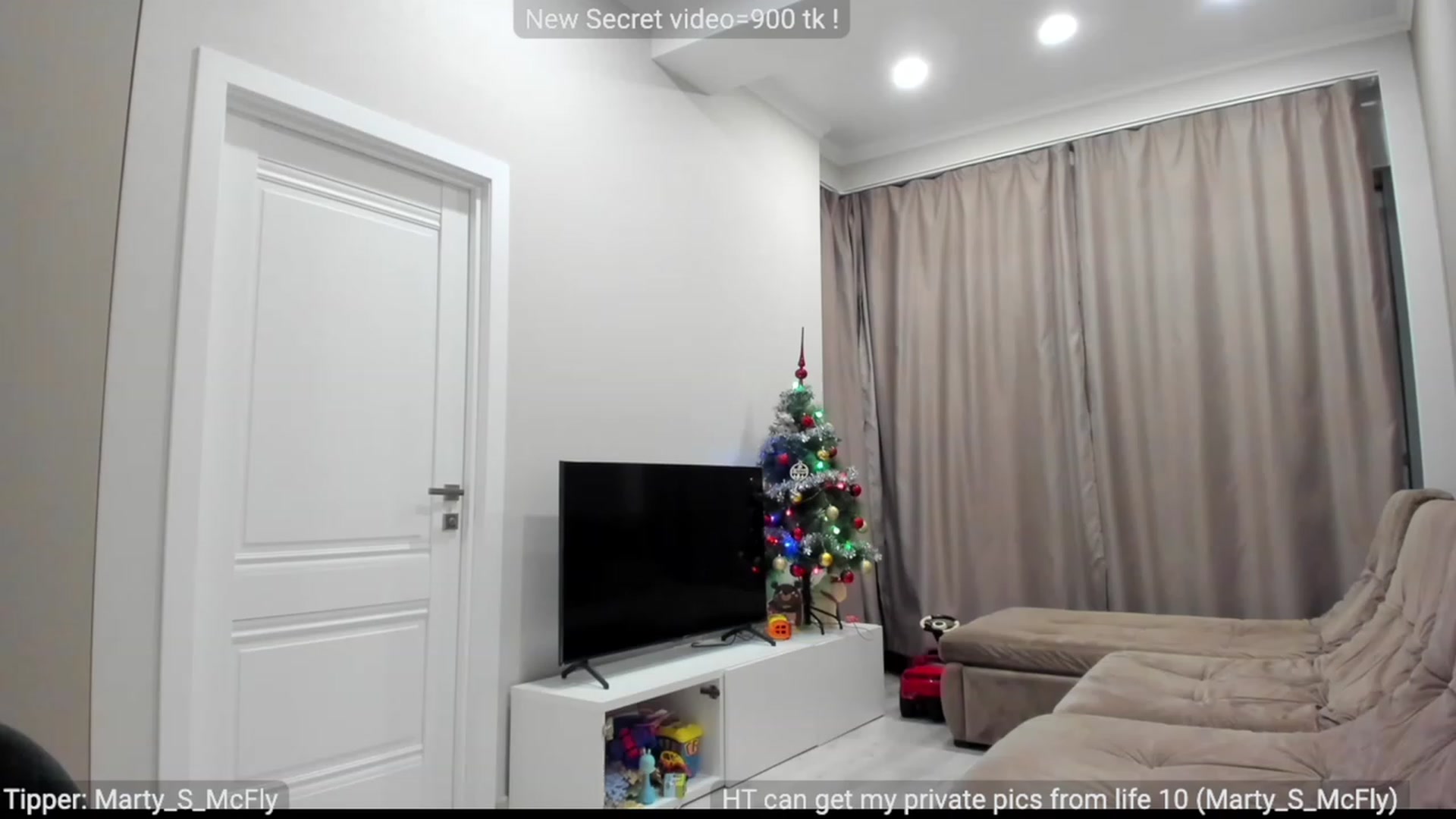 Gallery image thumbnail from WonderMama's myfreecams stream on, 01/13/2023, 18:42 image 7 of 20