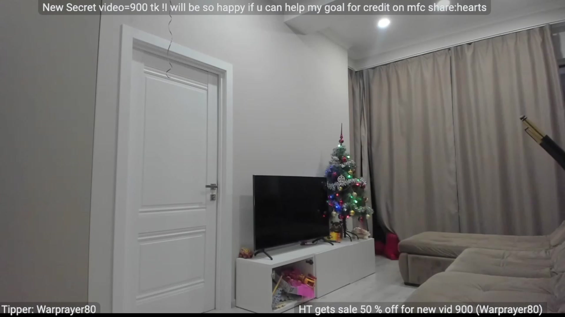 Gallery image thumbnail from WonderMama's myfreecams stream on, 01/17/2023, 16:00 image 9 of 20