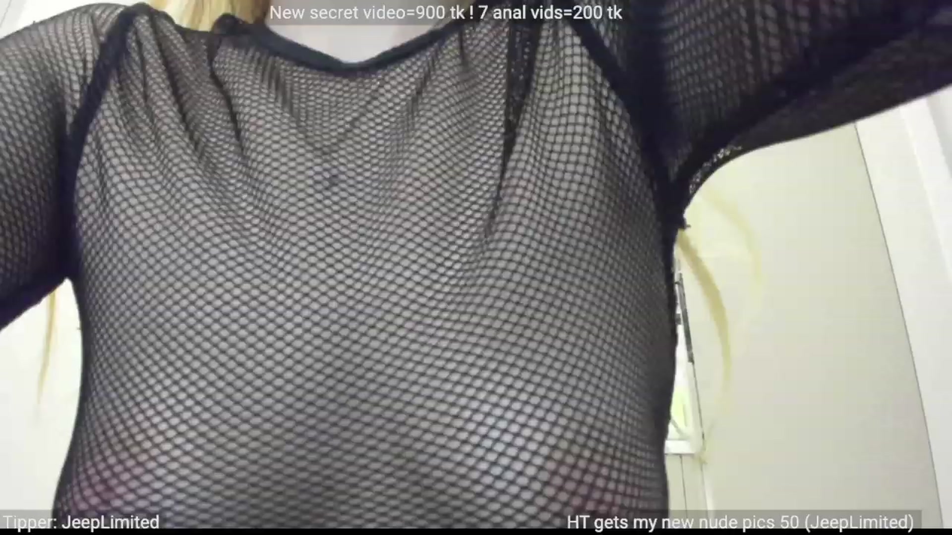 Gallery image thumbnail from WonderMama's myfreecams stream on, 01/20/2023, 22:03 image 8 of 20