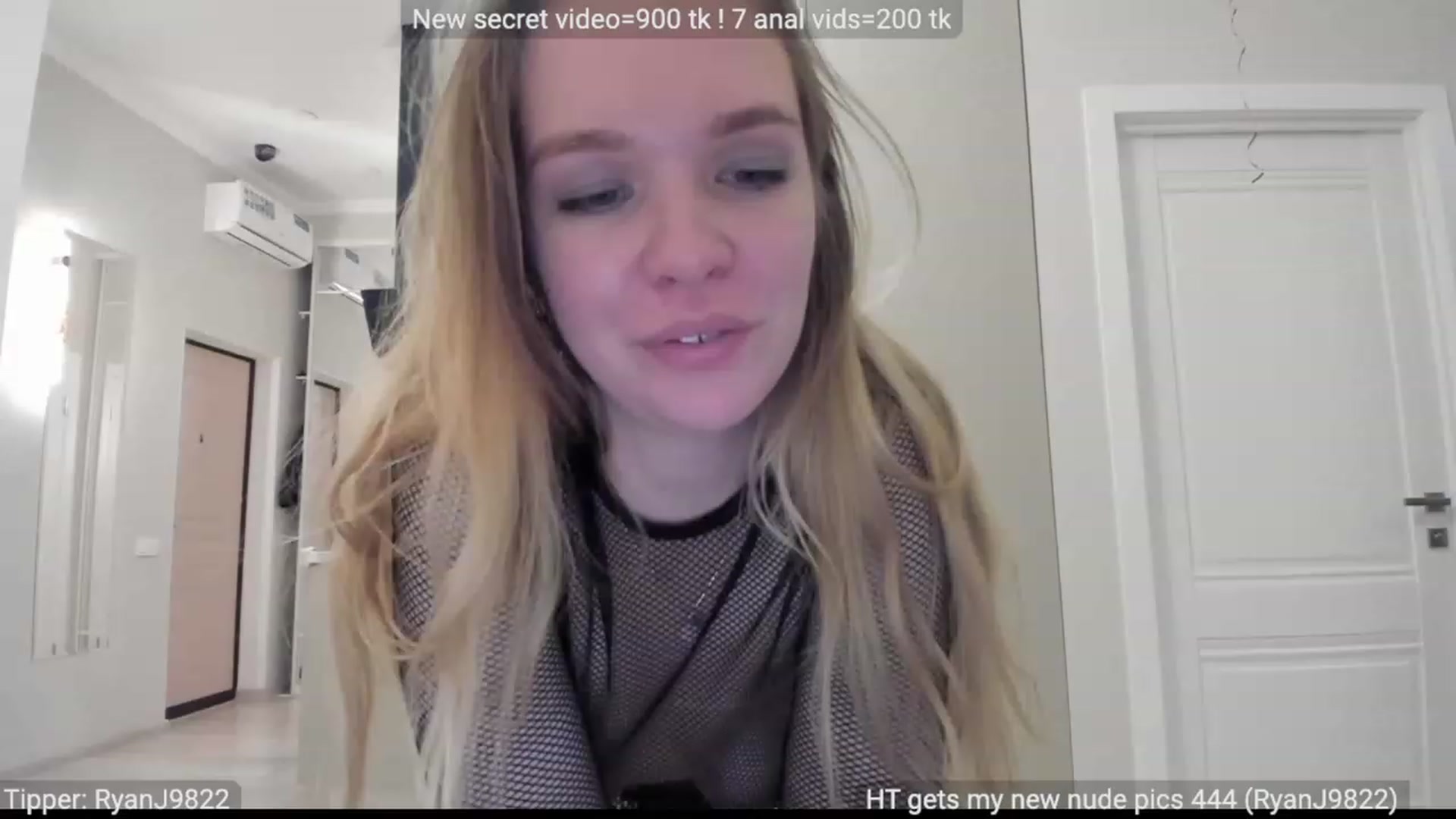 Gallery image thumbnail from WonderMama's myfreecams stream on, 01/20/2023, 22:03 image 14 of 20