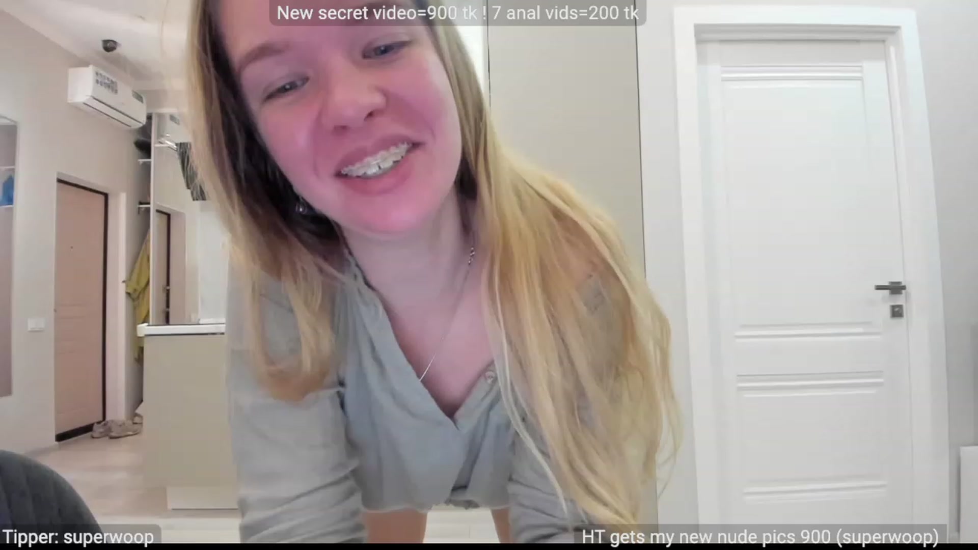 Gallery image thumbnail from WonderMama's myfreecams stream on, 01/22/2023, 22:15 image 2 of 20